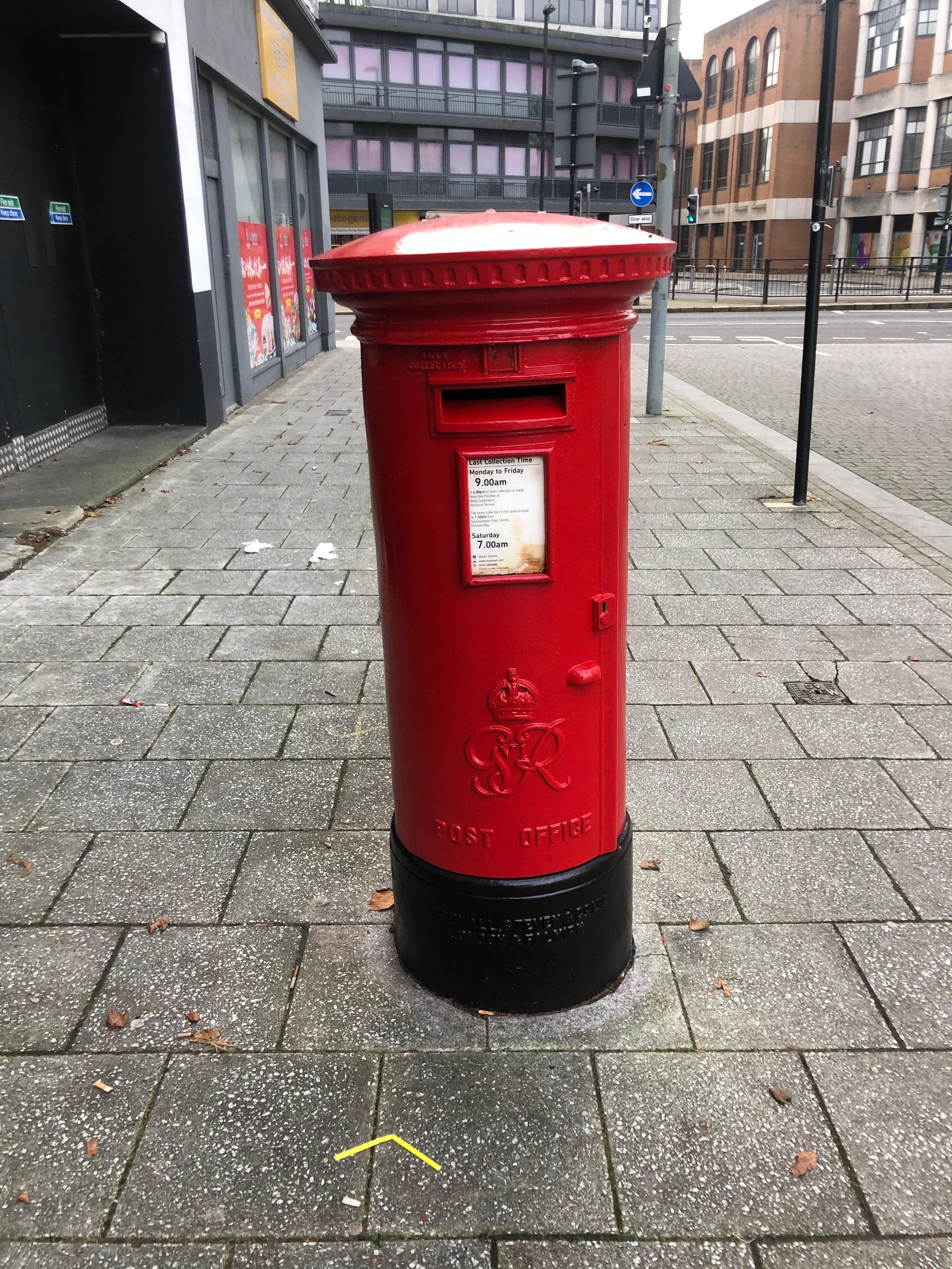 Gibbs Road, The Polygon