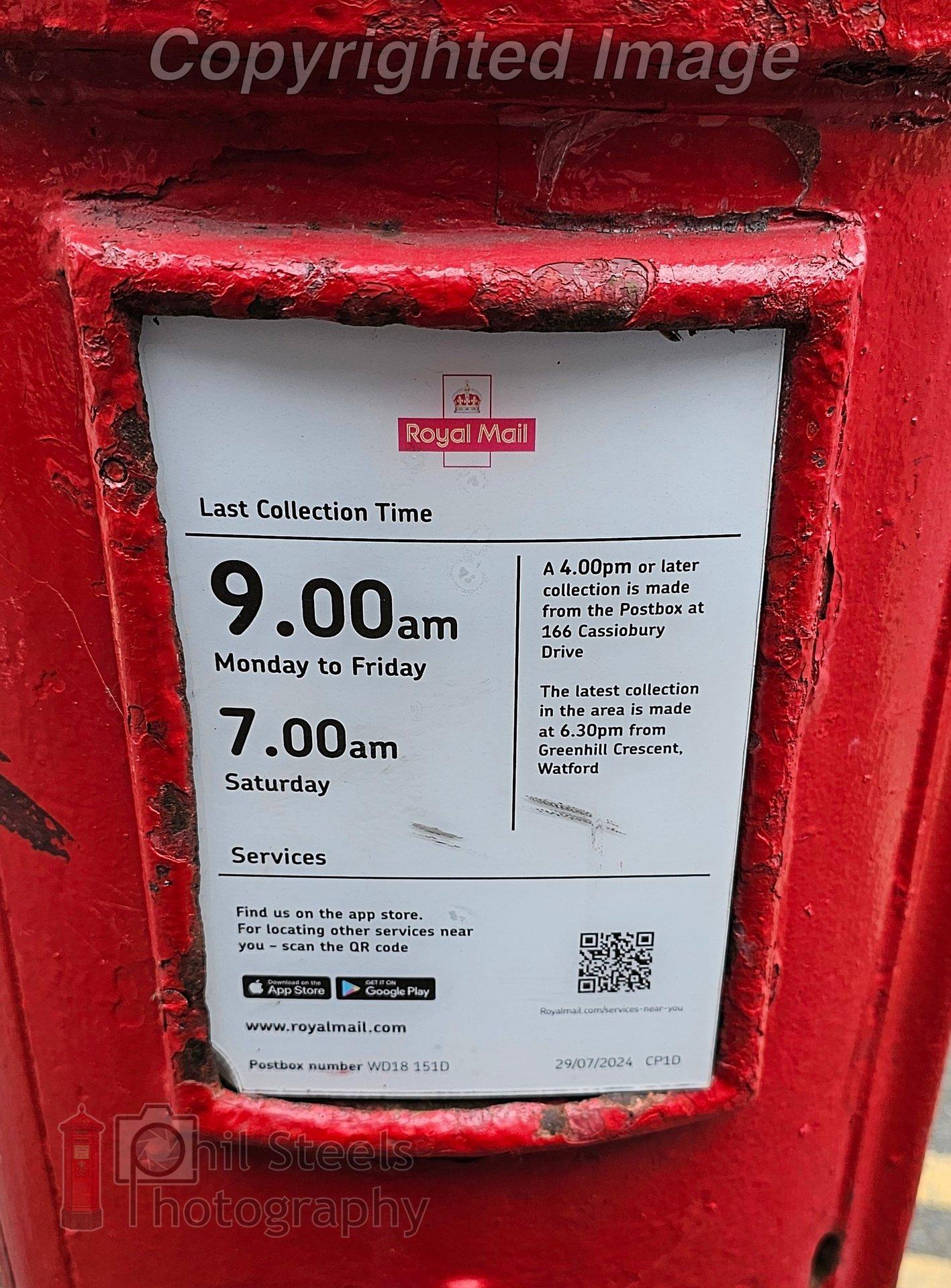 Cassiobury Park Avenue, Watford photo 2