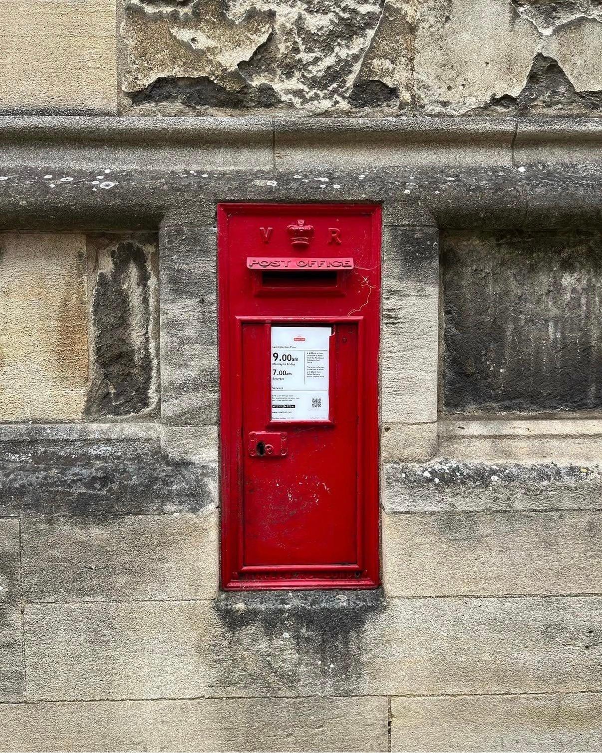 Oriel Square, Oxford