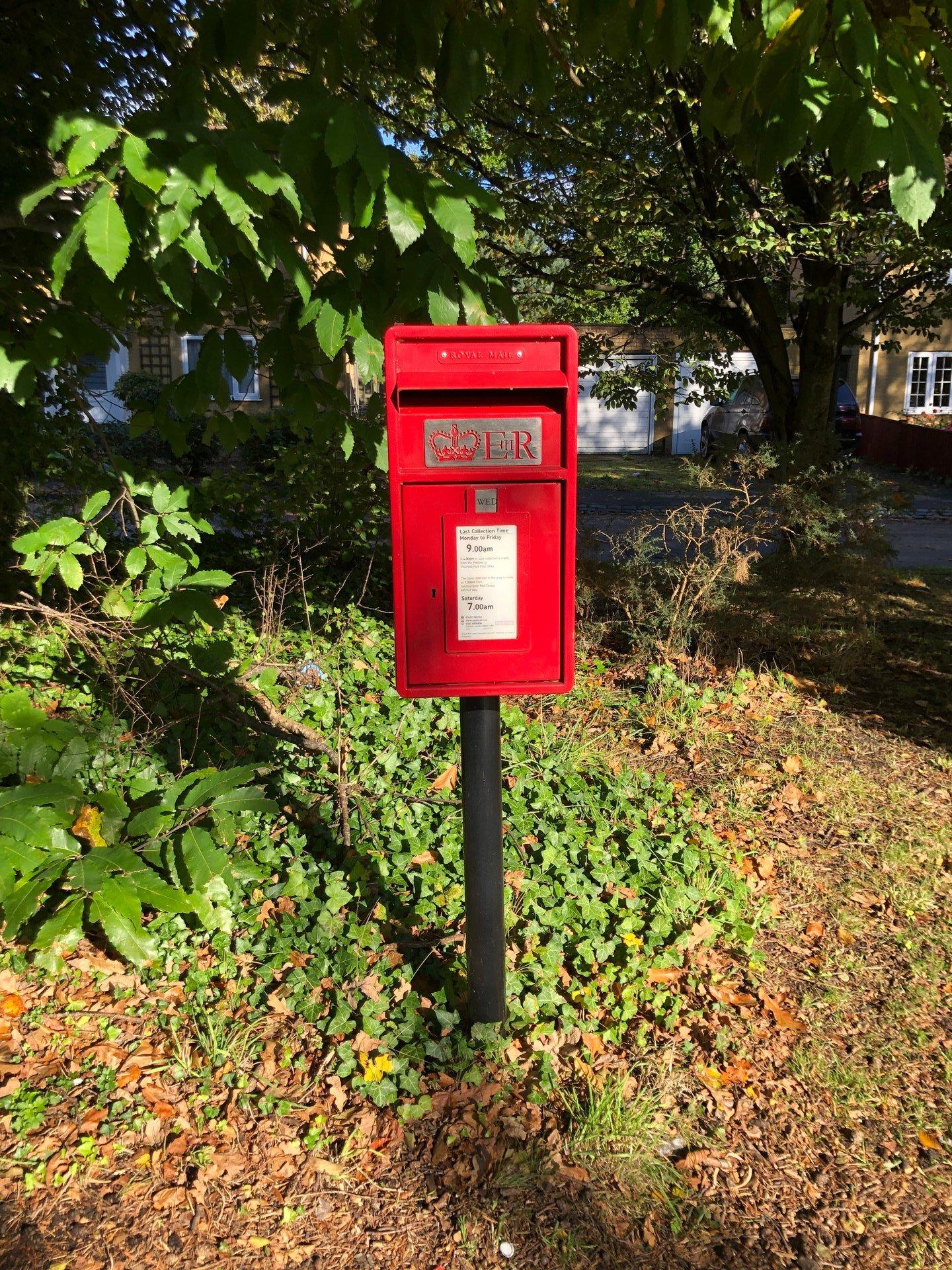 Woodland Close, Thornhill Park