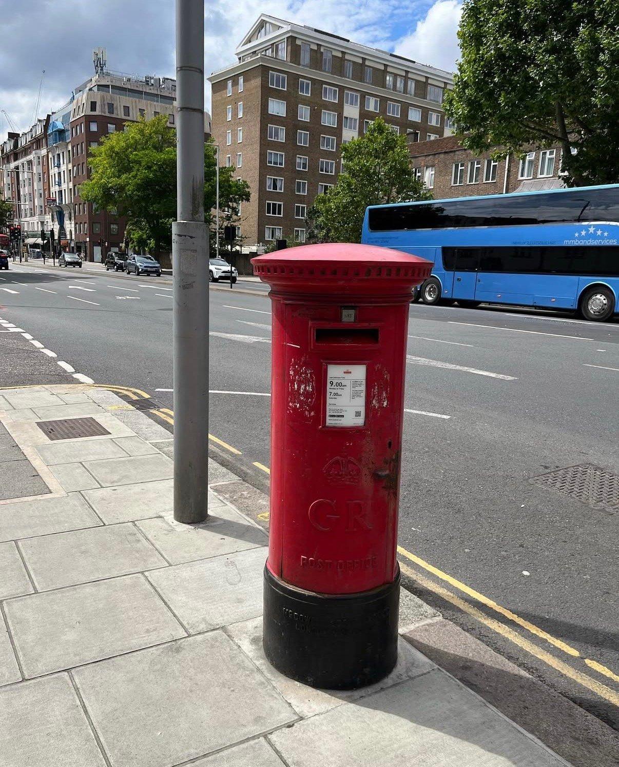 Kensington High Street, Greater London