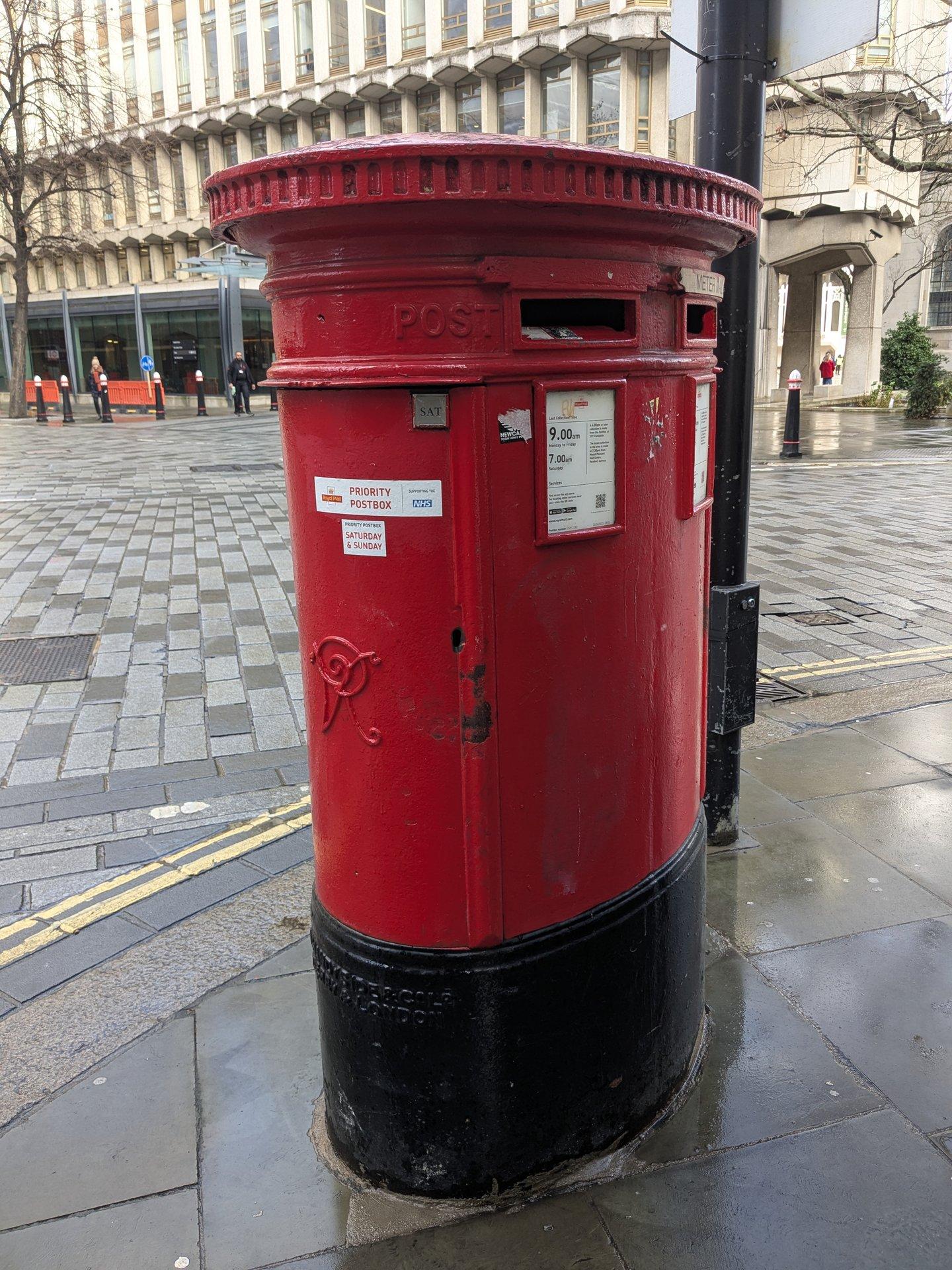 Gresham Street, EC2V photo 2