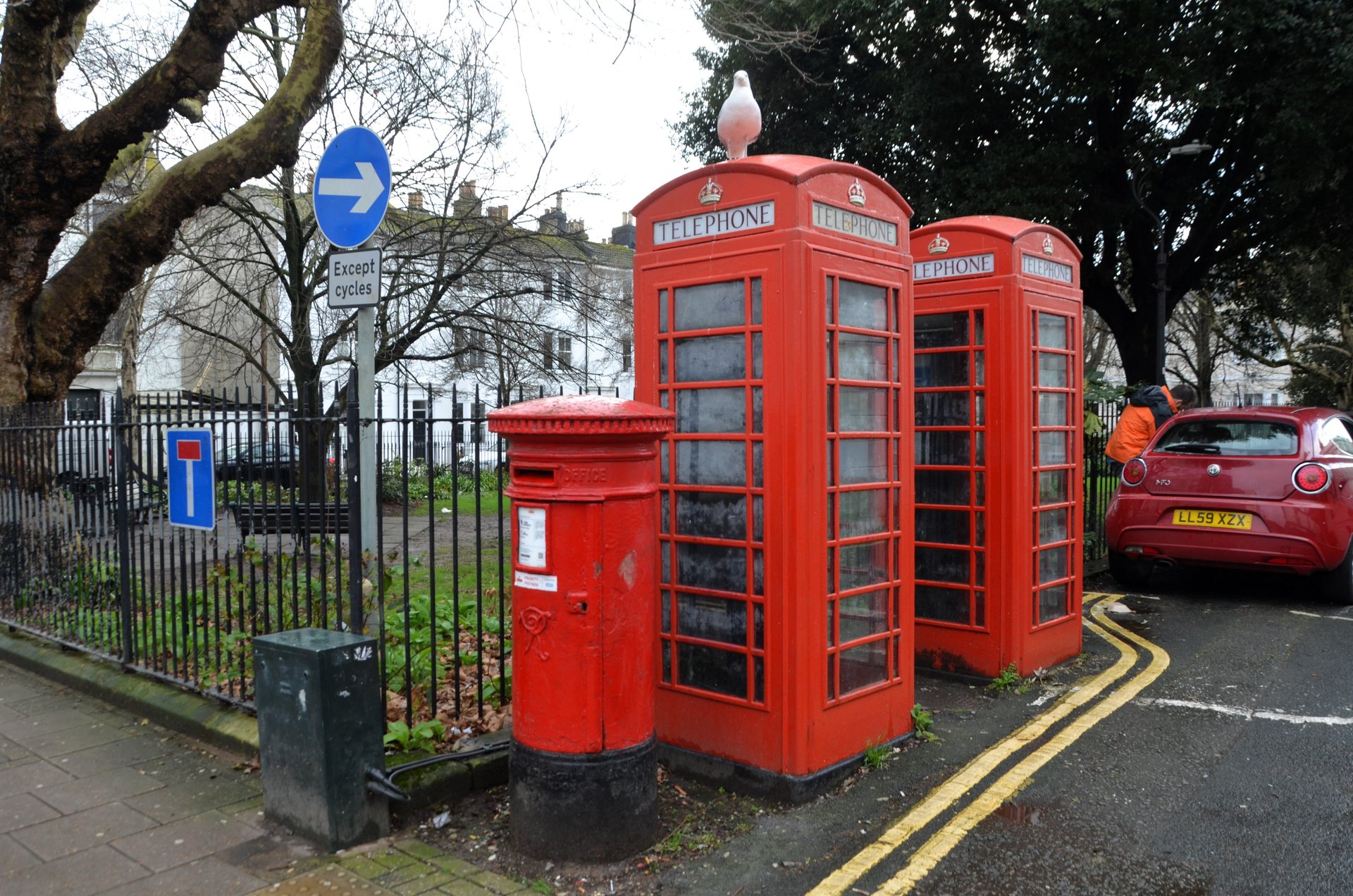 Pelham Square, Hove, Queen Victoria