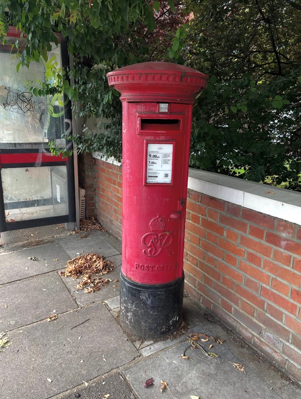 Upper Richmond Road West, Greater London, King George VI