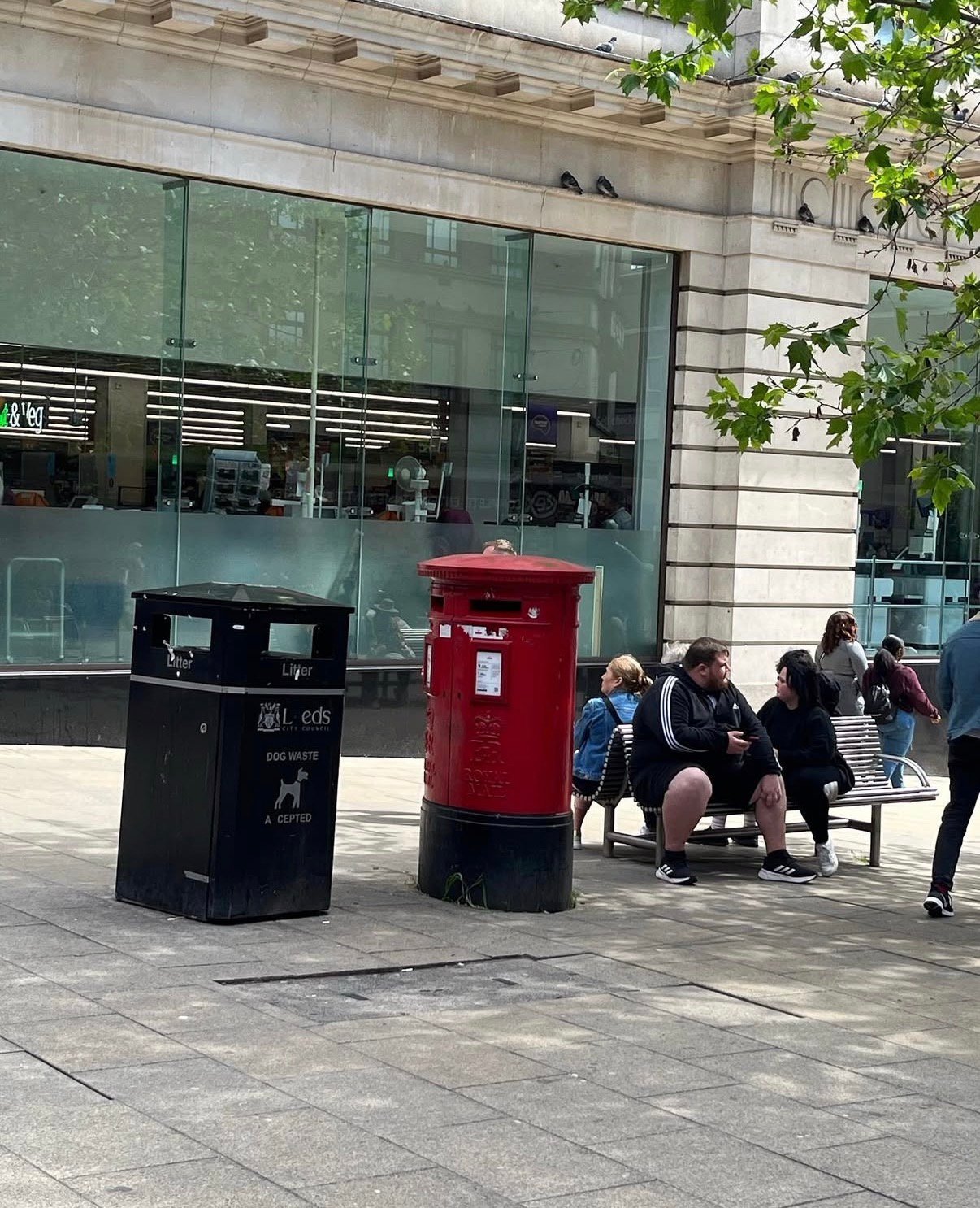 Dortmund Square, Leeds, Queen Elizabeth II
