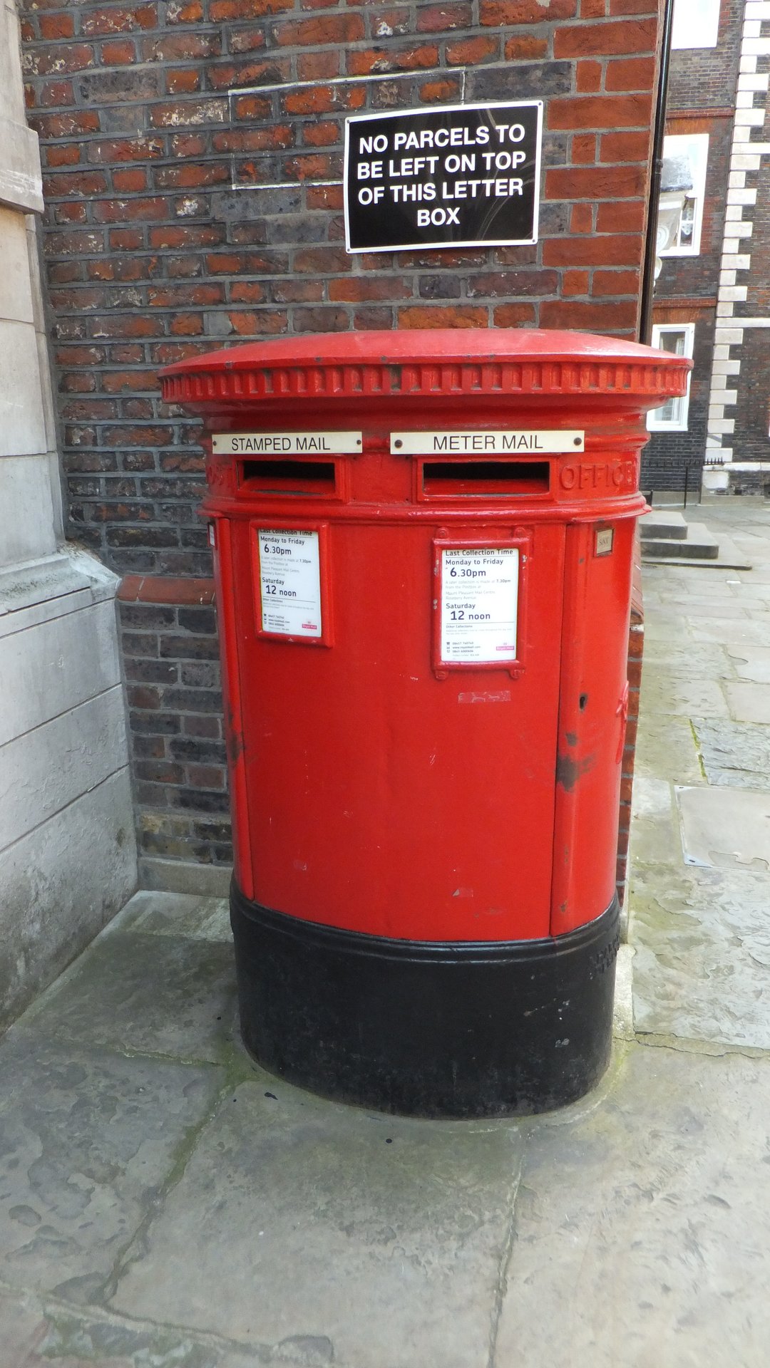 Essex Court, City of London photo 4