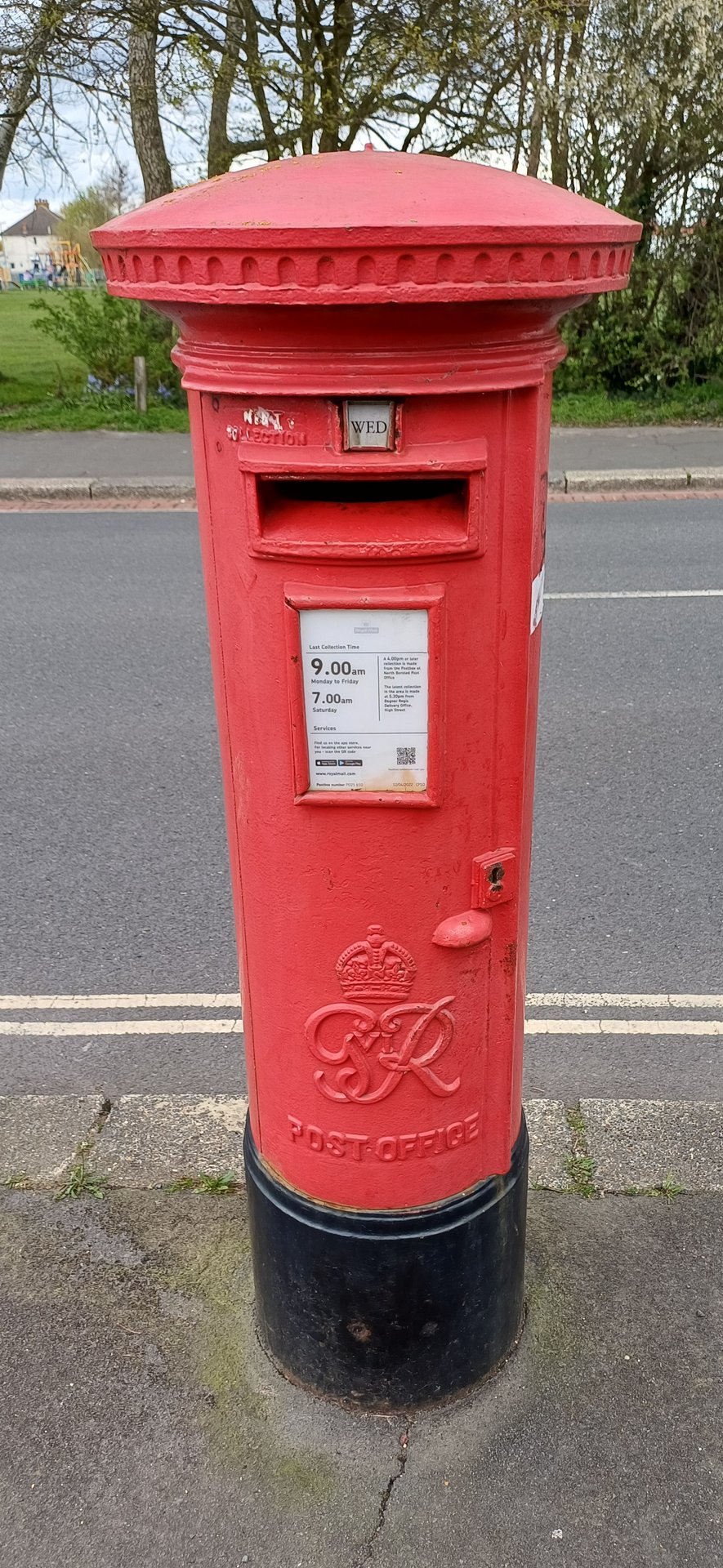 Postbox: Collyer Avenue, North Bersted, North Bersted, West Sussex