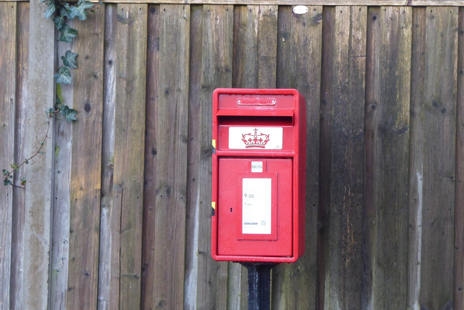 Annerley Road, Annan, Scottish Crown