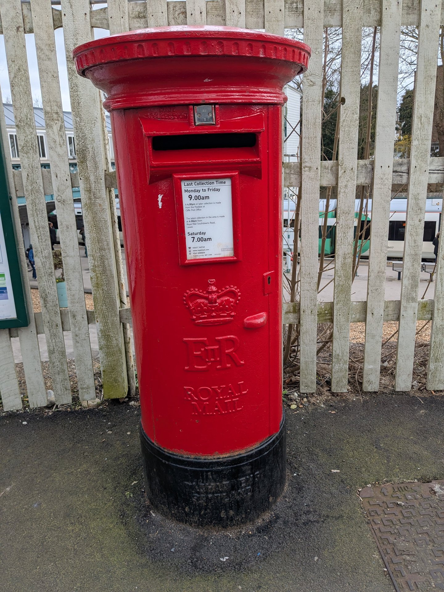 Station Road, photo 2