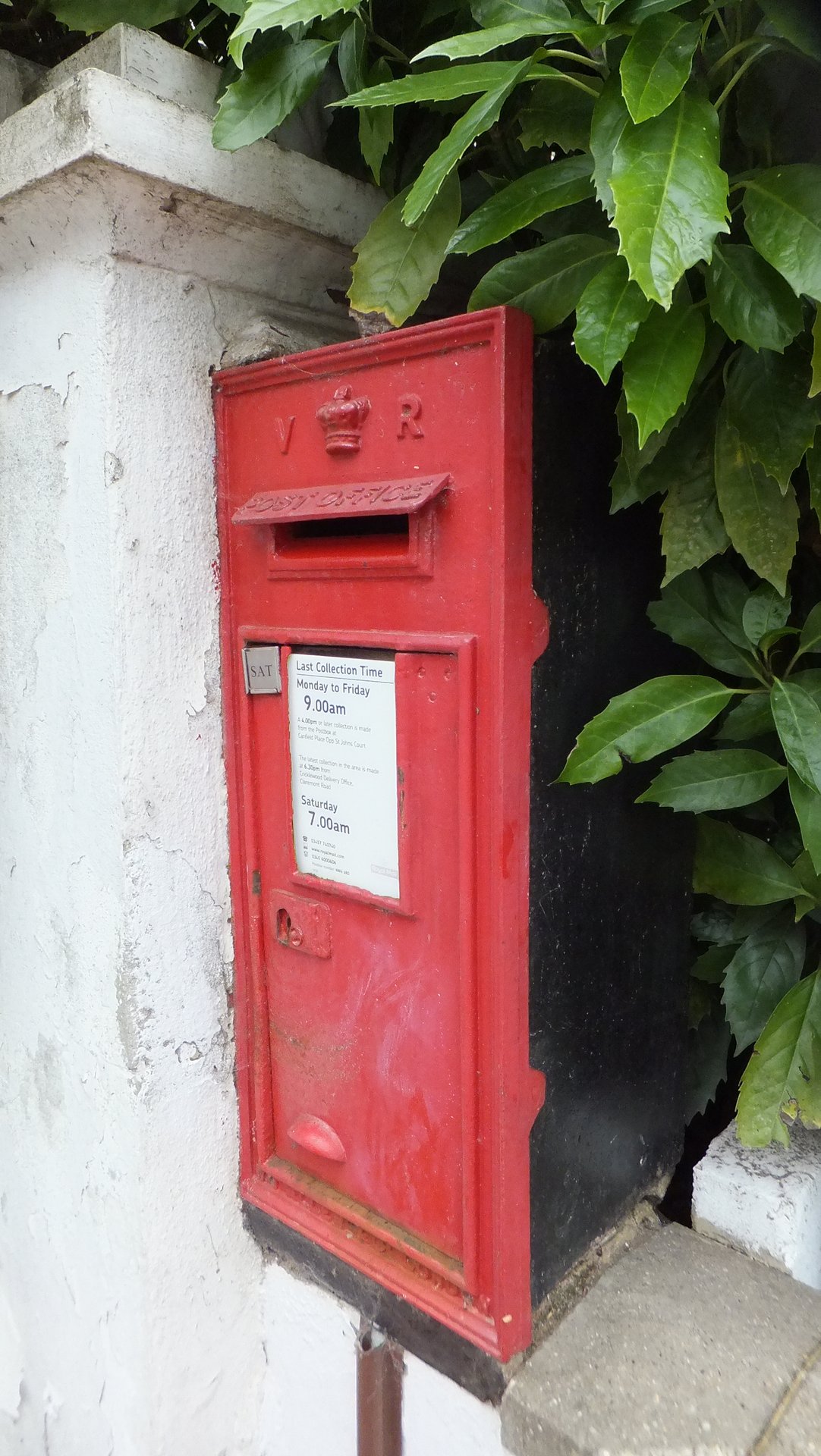 Greencroft Gardens, Greater London photo 3