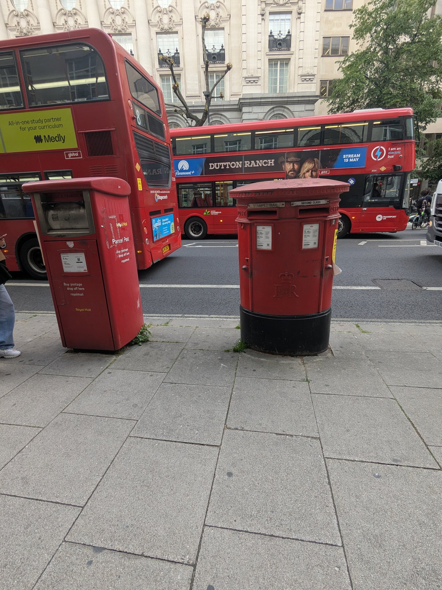 High Holborn photo 2