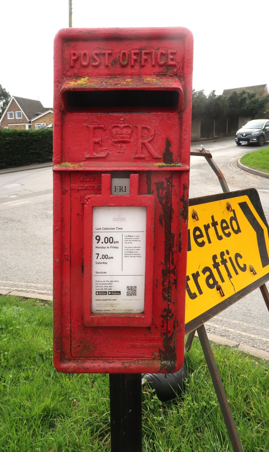 Roman Way, Halesworth, Queen Elizabeth II