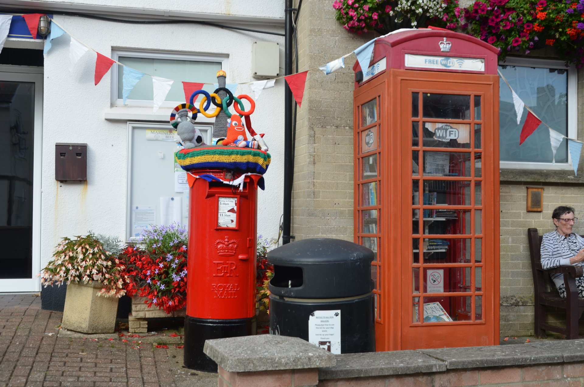 Fore Street, Beer, Queen Elizabeth II