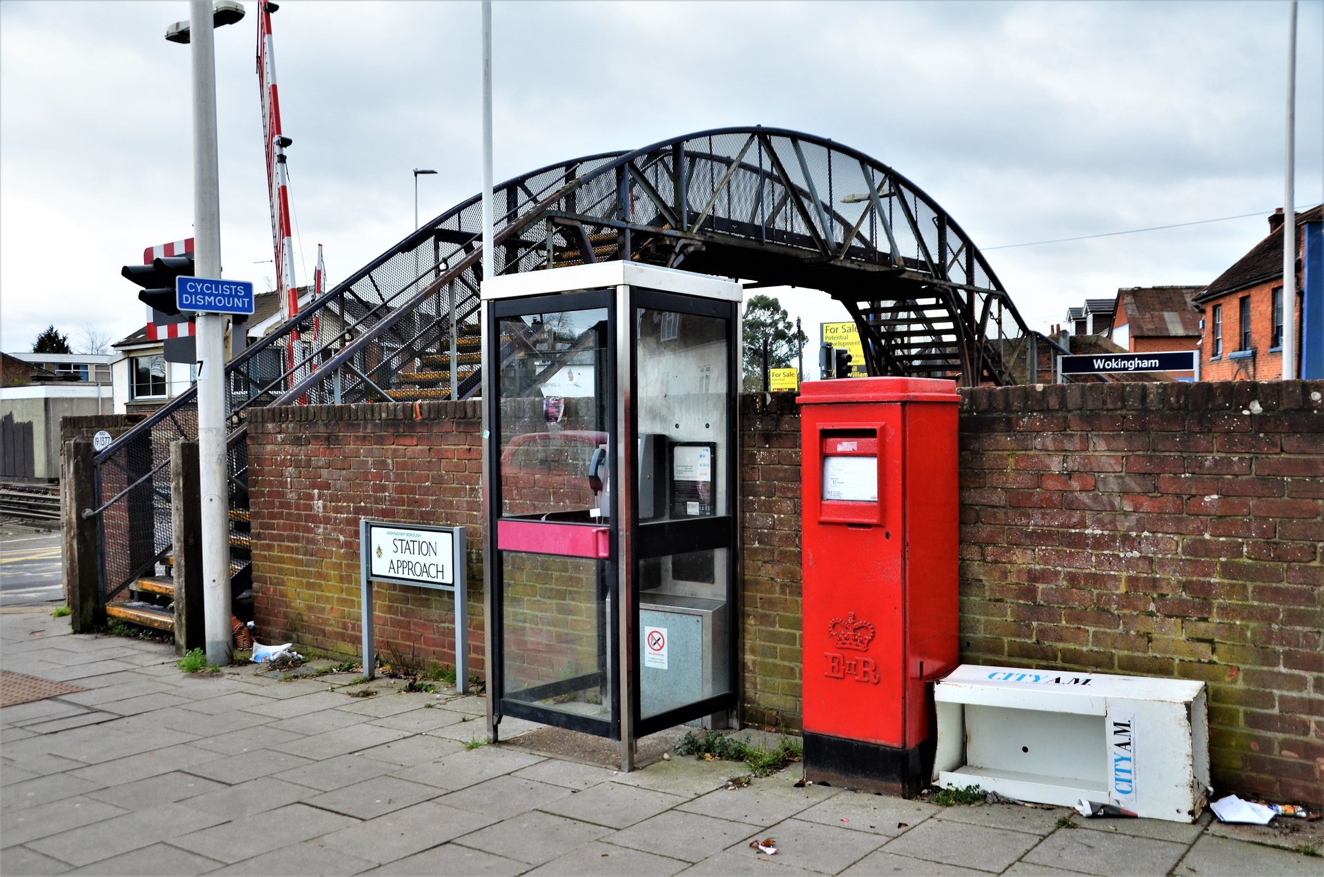 Station Link Road, Wokingham, Queen Elizabeth II