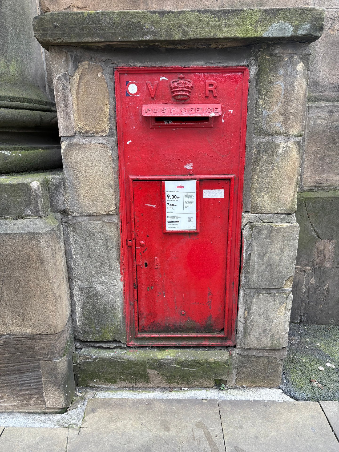 Mosley Street, City Centre, Queen Victoria