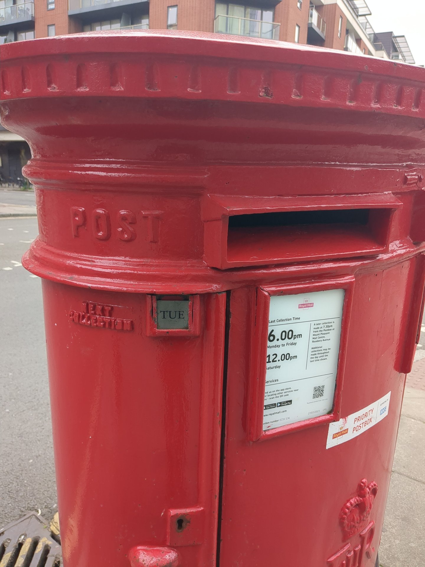 Lever Street, photo 3