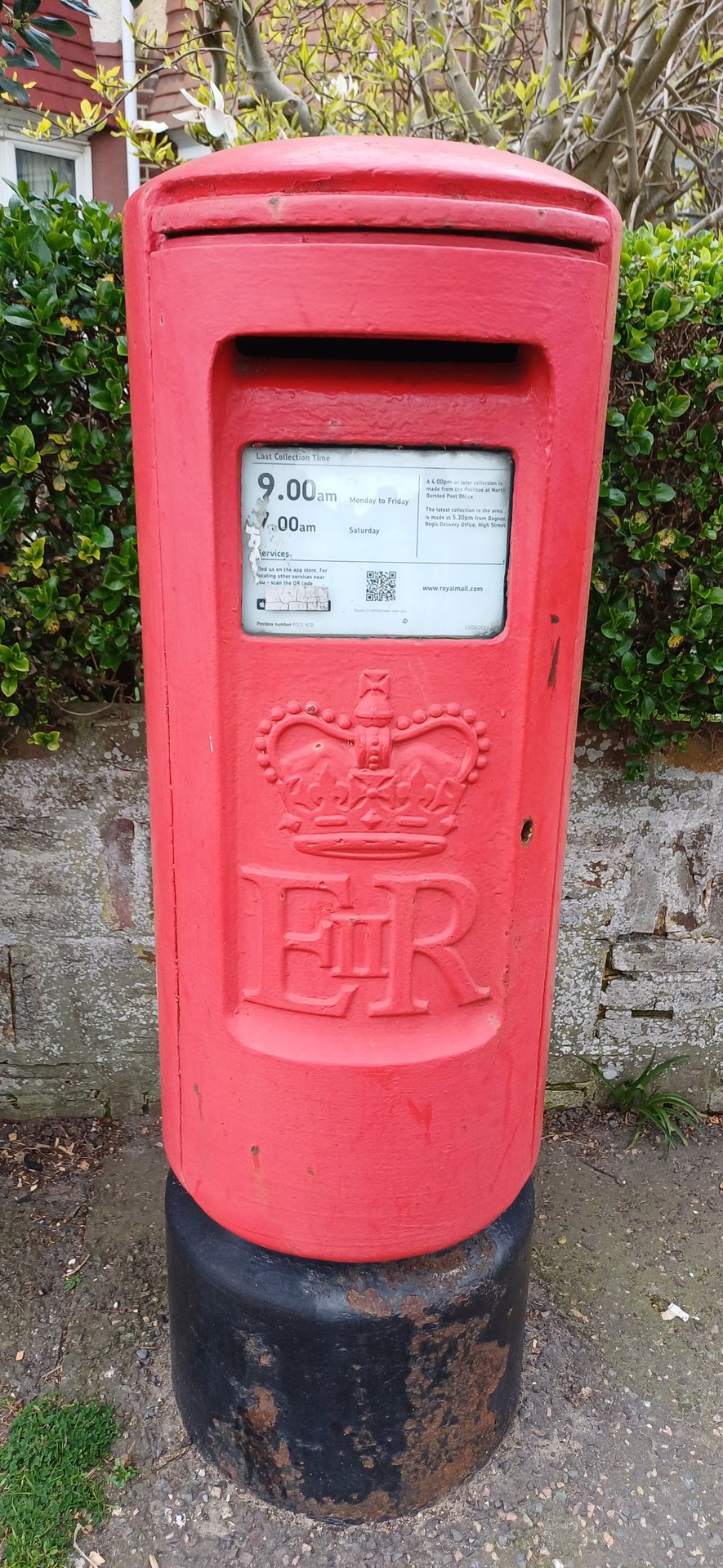Postbox: Greencourt Drive, North Bersted, North Bersted, West Sussex