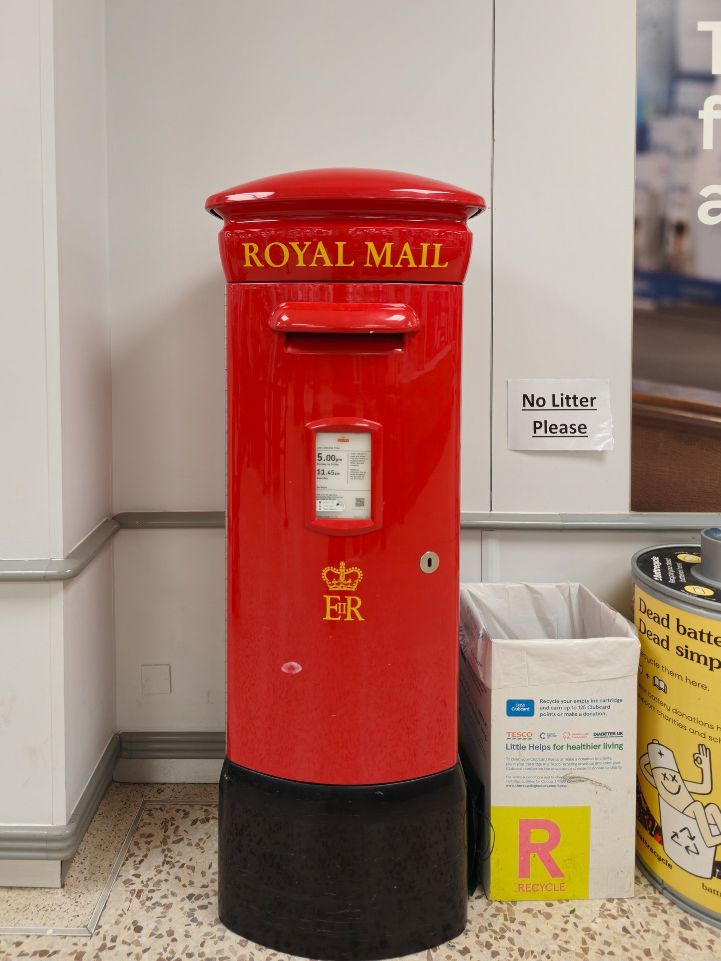 Tesco Extra, Highwoods, Colchester, Queen Elizabeth II