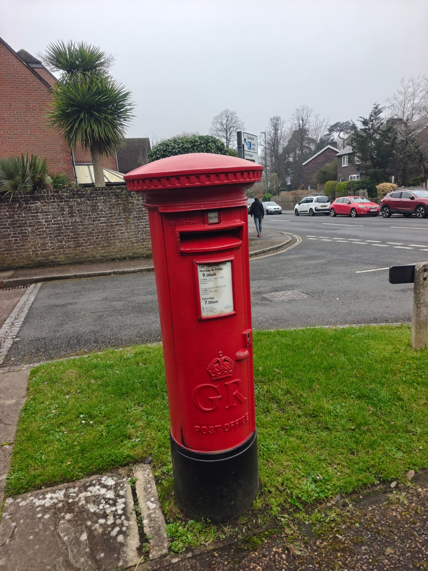 Bishopsgate Walk, Chichester, King George V