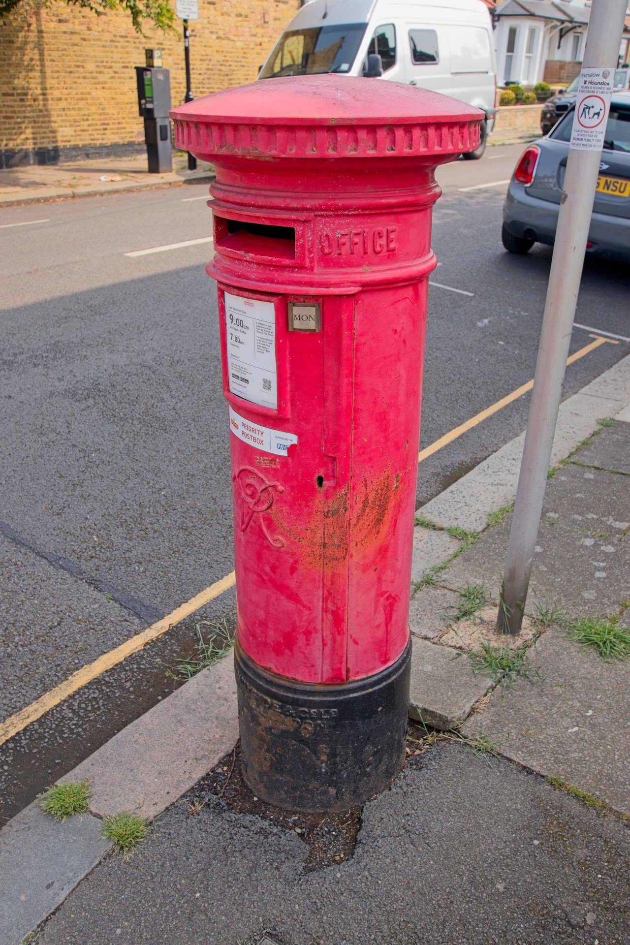 Binns Road, Greater London photo 3