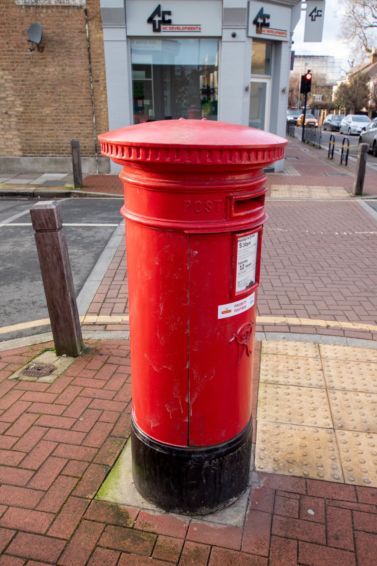 Lower Richmond Road, London Borough of Wandsworth photo 4