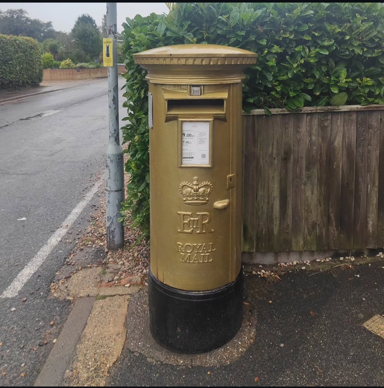 Station Road South, Belton, Queen Elizabeth II