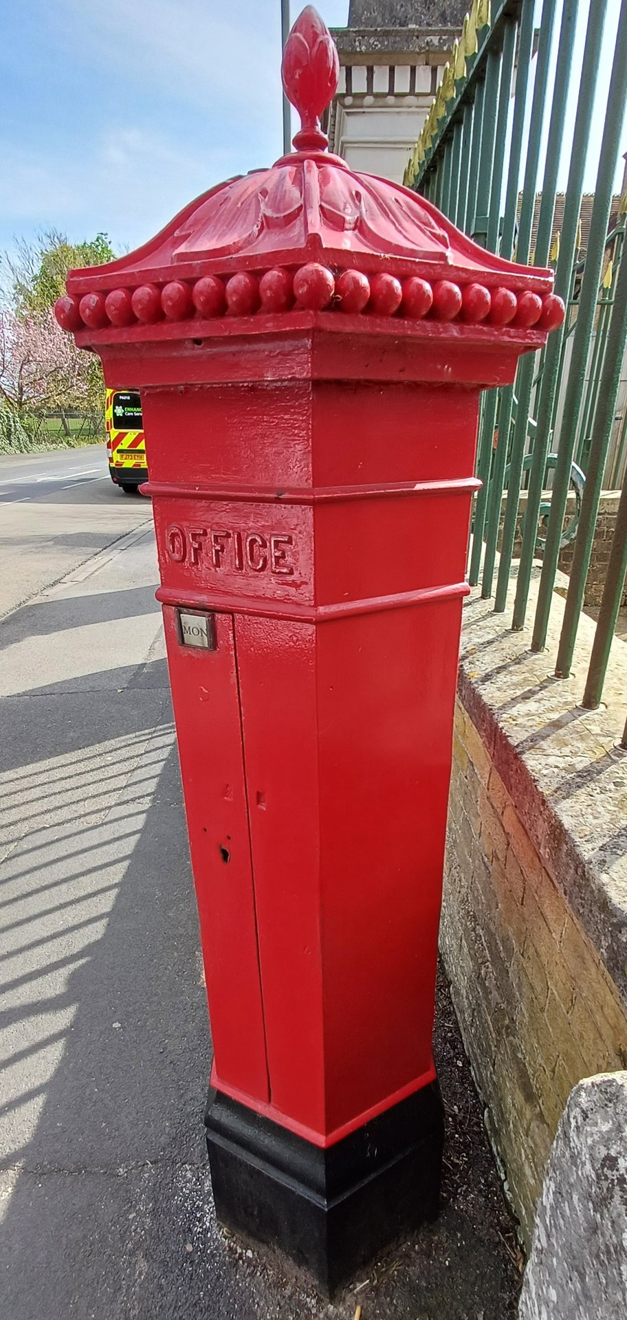 Grove Avenue, Gosport photo 3