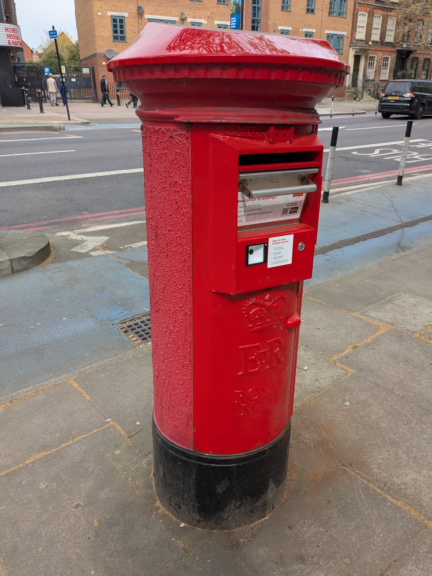 Mile End Road, Stepney photo 2