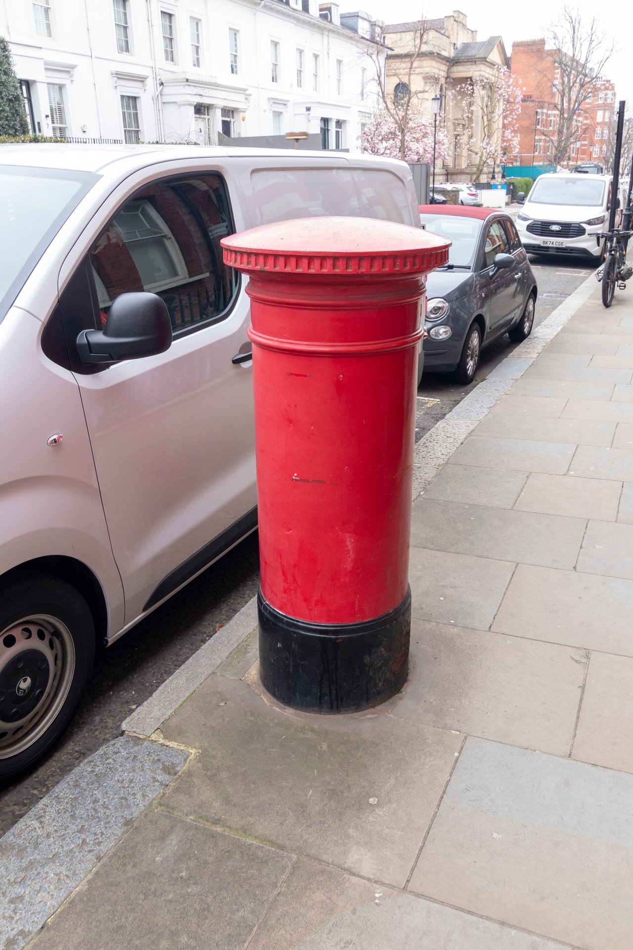 Allen Street, Greater London photo 5