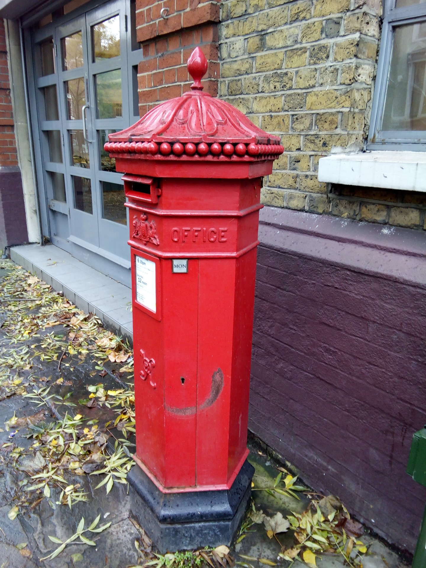 Battersea Square, Greater London photo 4