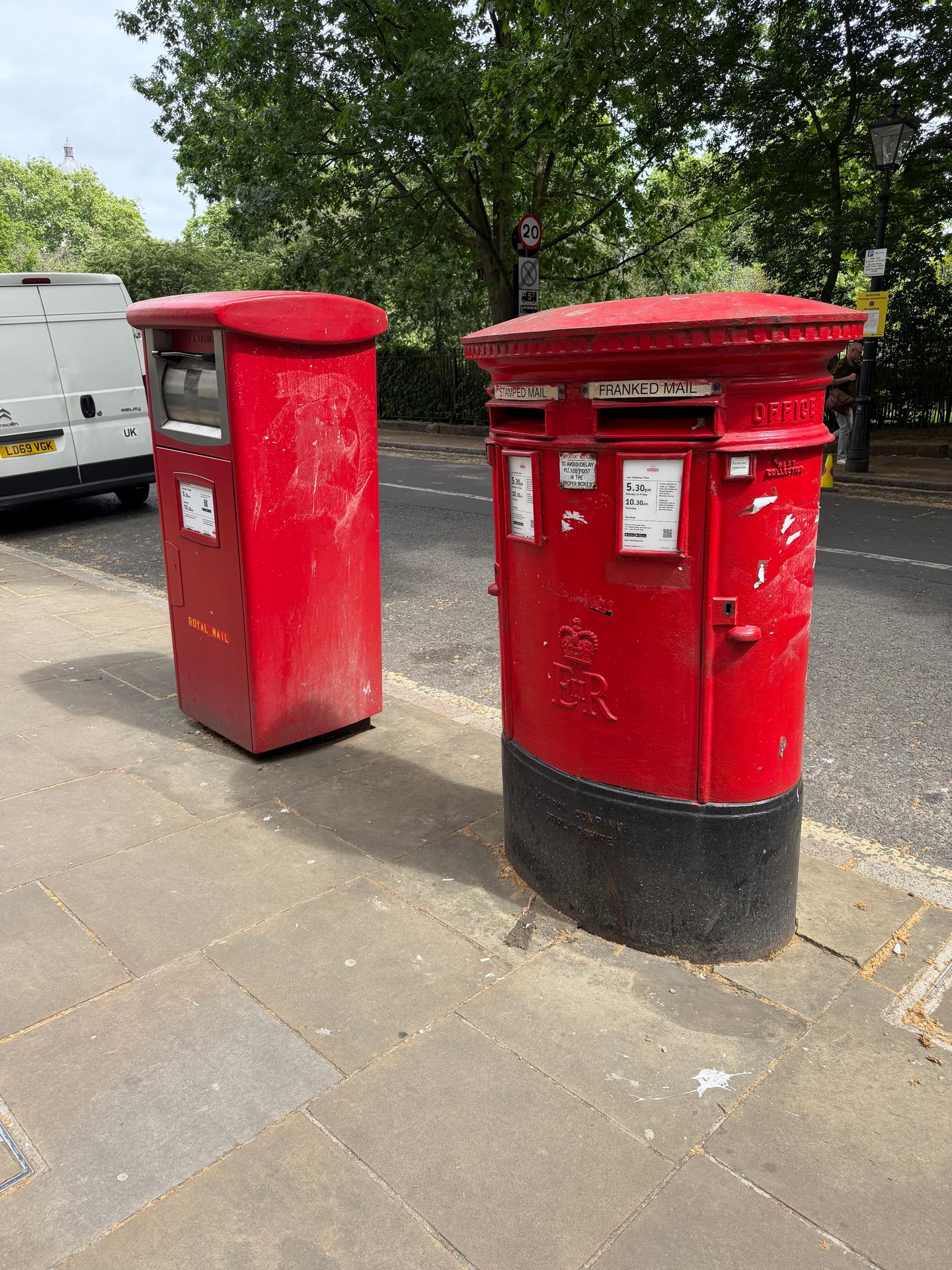 Lincoln's Inn Fields photo 4
