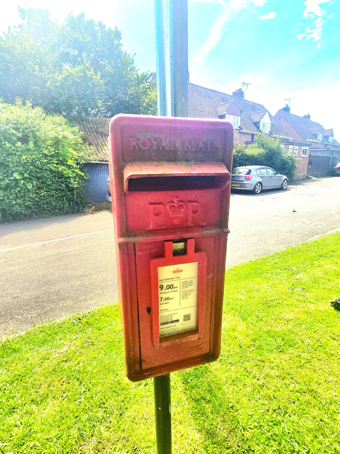 Postbox: Gartells, Hazelbury Bryan, Hazelbury Bryan, Dorset