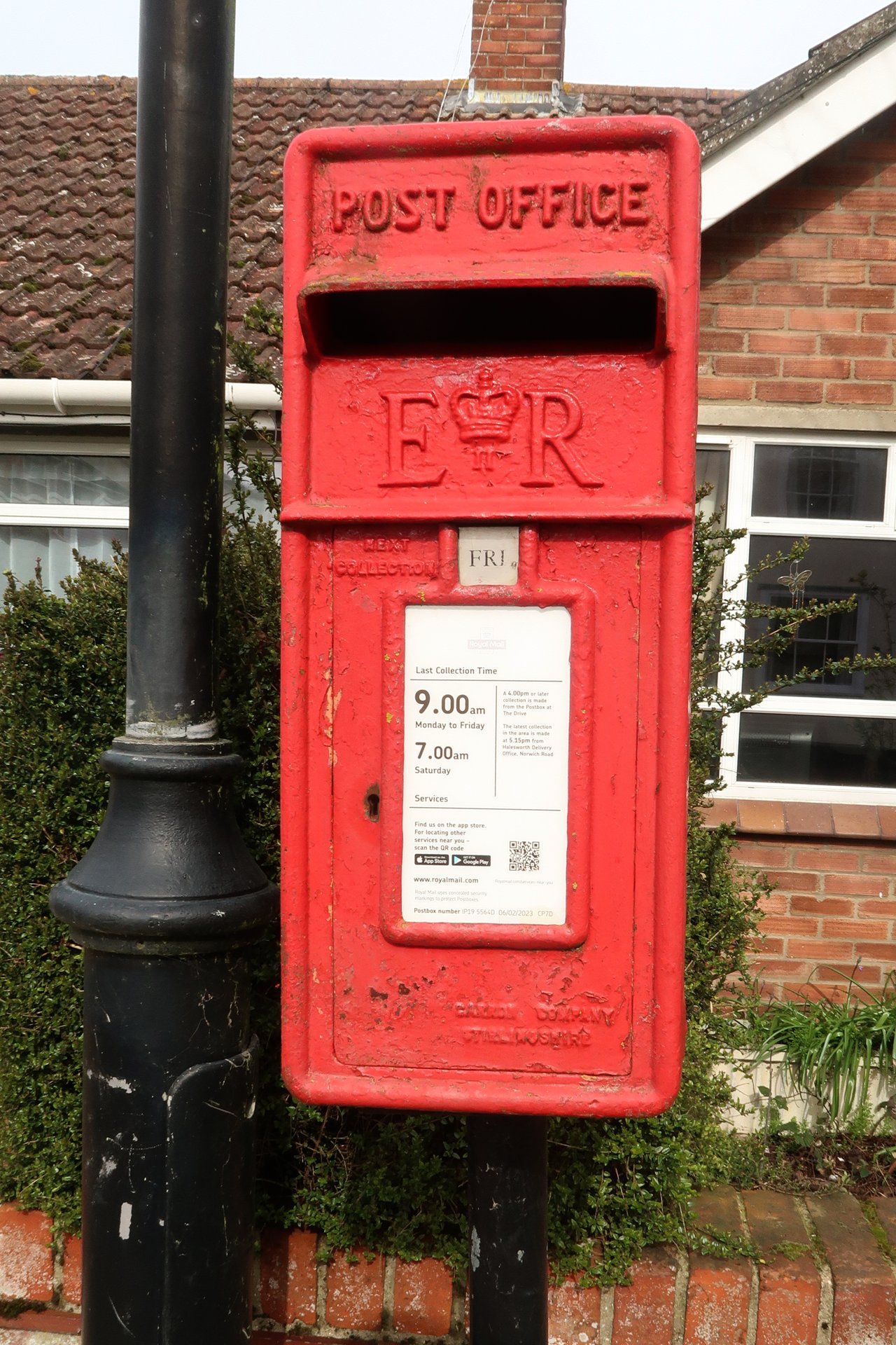 Bouchain Court, Halesworth, Queen Elizabeth II