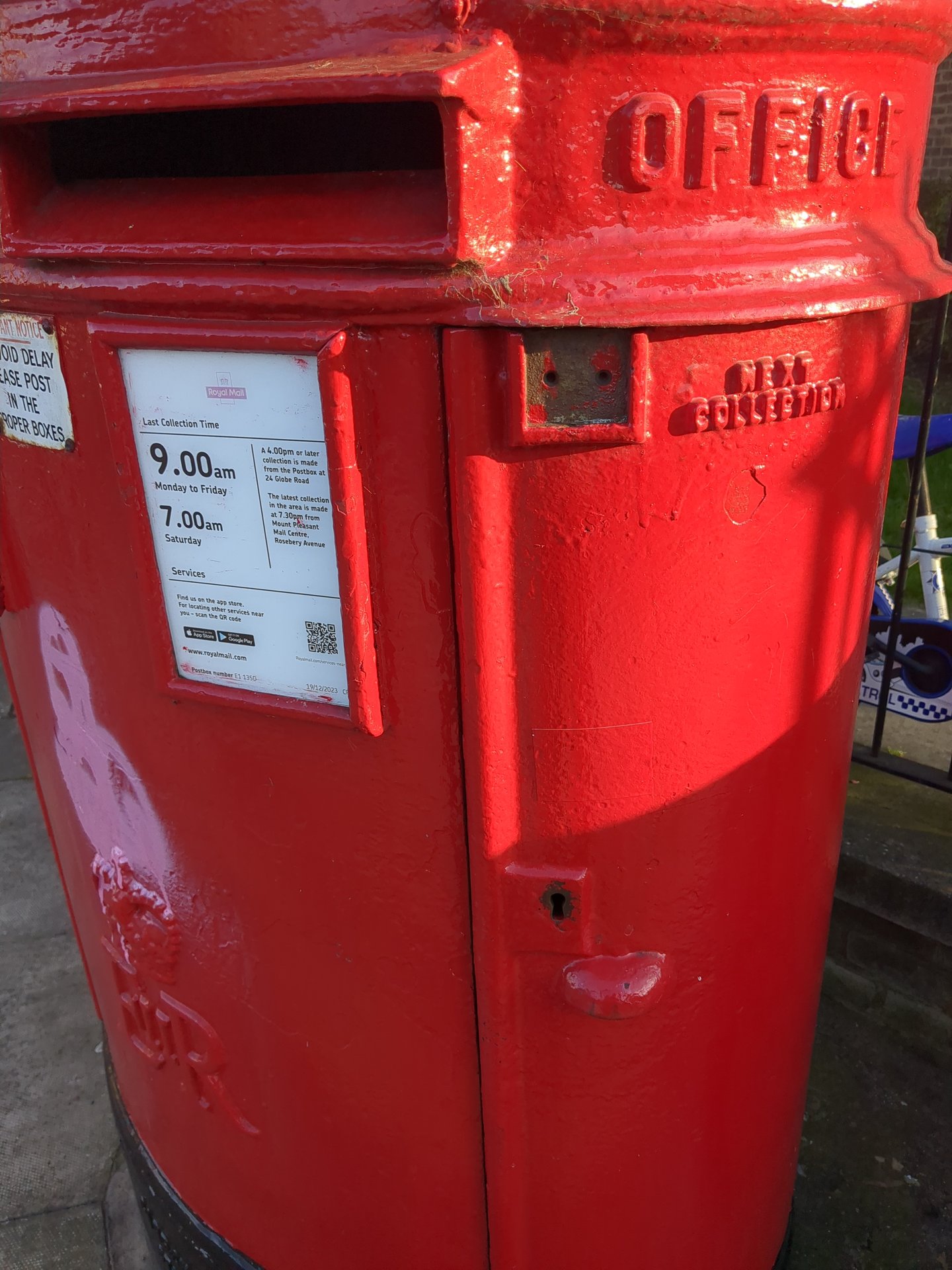 White Horse Lane, Poplar photo 3