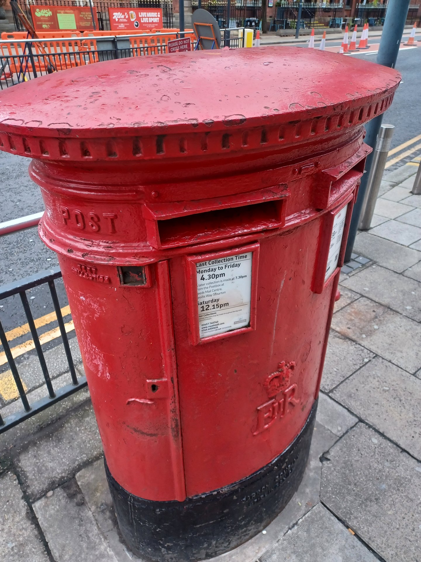Woodhouse Lane, Leeds photo 2