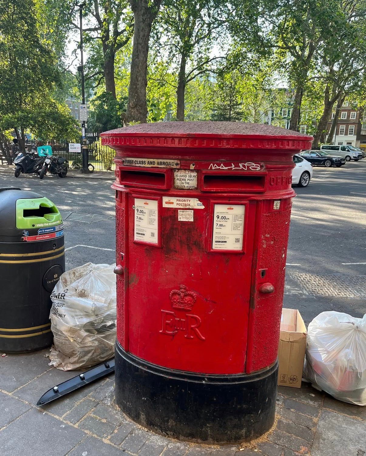 Greek Street, City of Westminster, Queen Elizabeth II