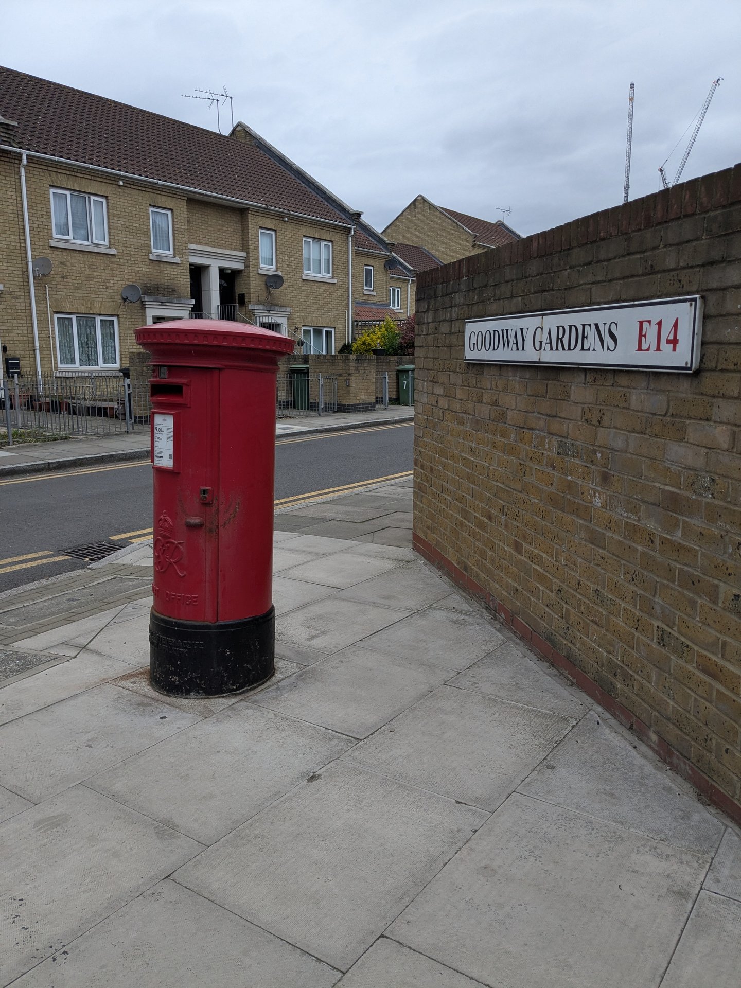 Goodway Gardens, Poplar photo 2