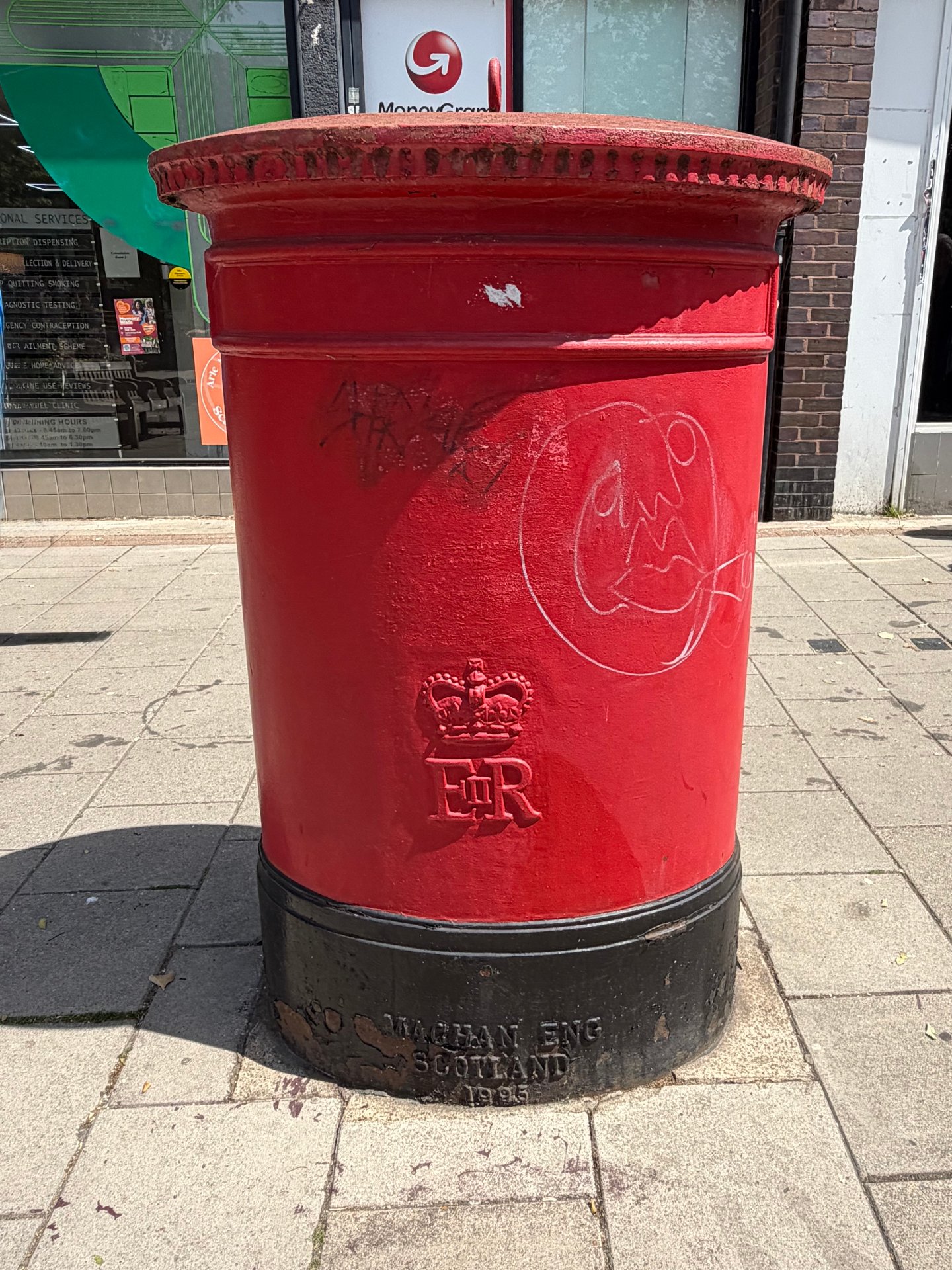 High Street, Greater London photo 2
