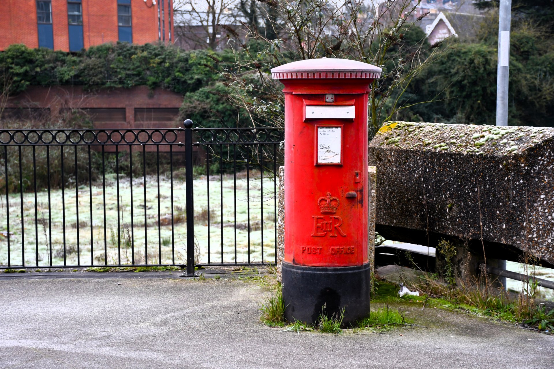 The Heaxagon, Reading, Queen Elizabeth II