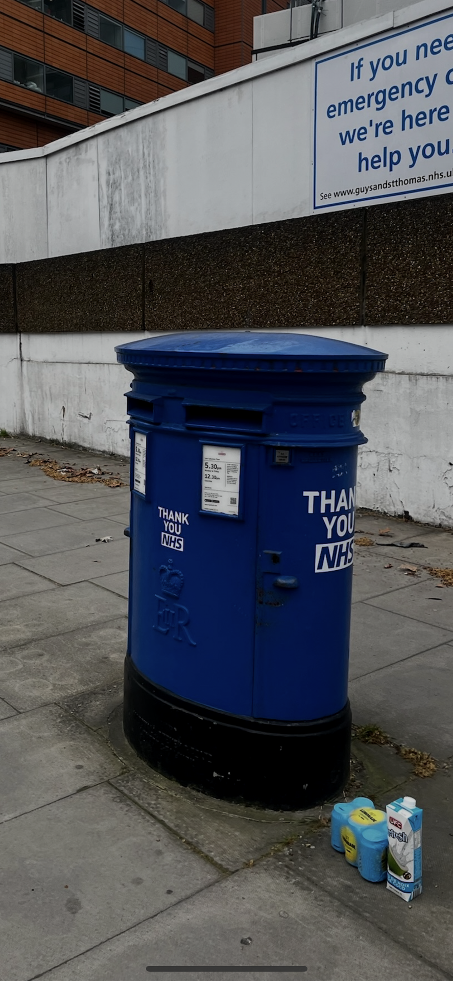 Lambeth Palace Road, Greater London photo 2