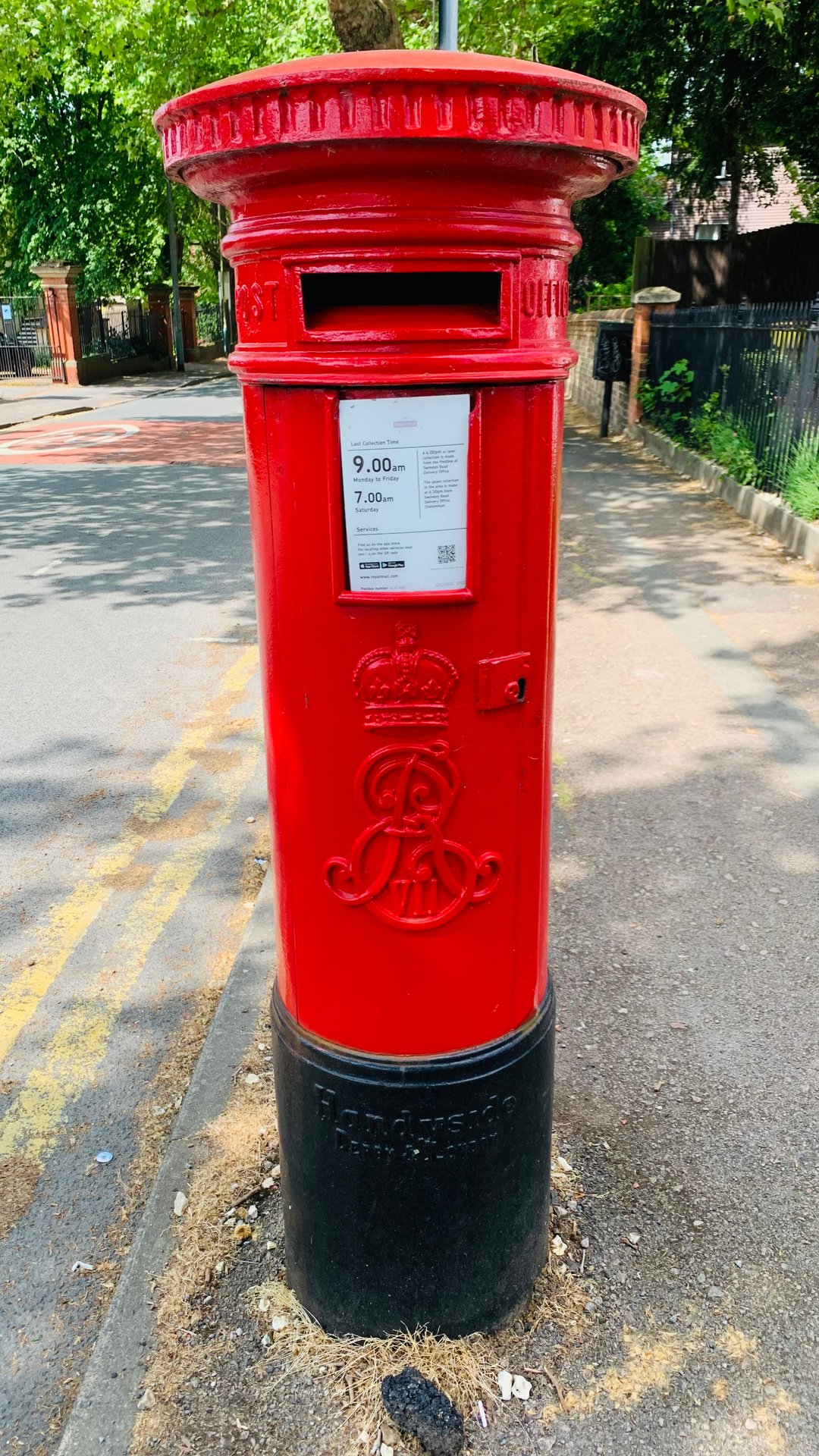 Postbox: Malvern Road, Cheltenham, Cheltenham, Gloucestershire