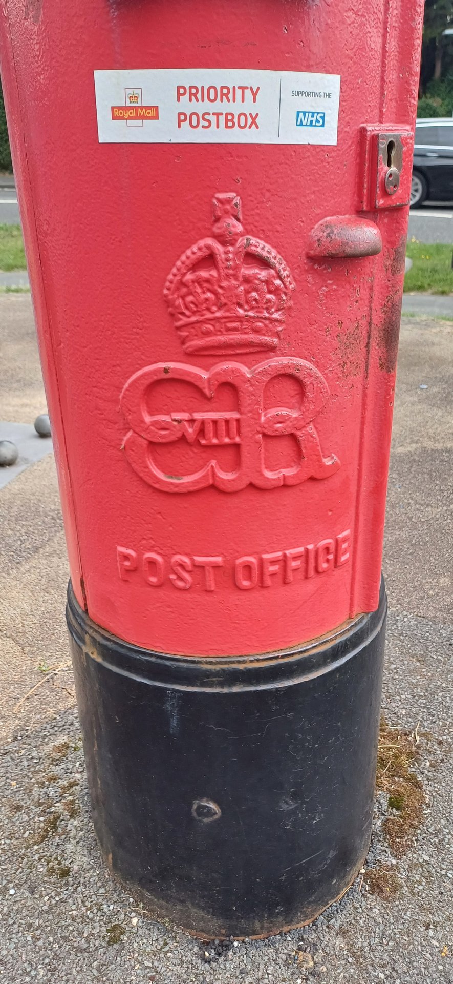 Kingpost Parade, Guildford photo 3