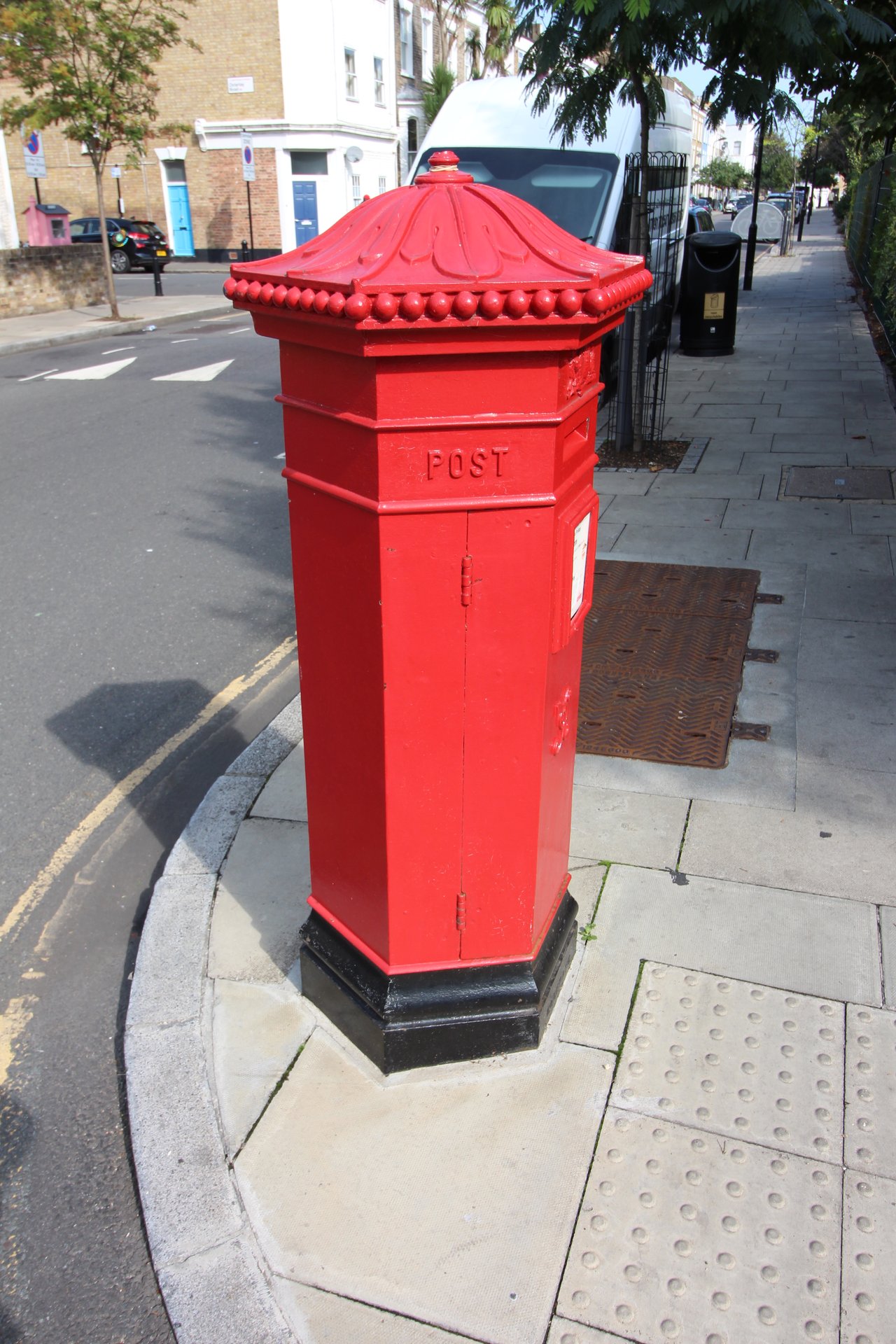 Walford Road, Greater London photo 3