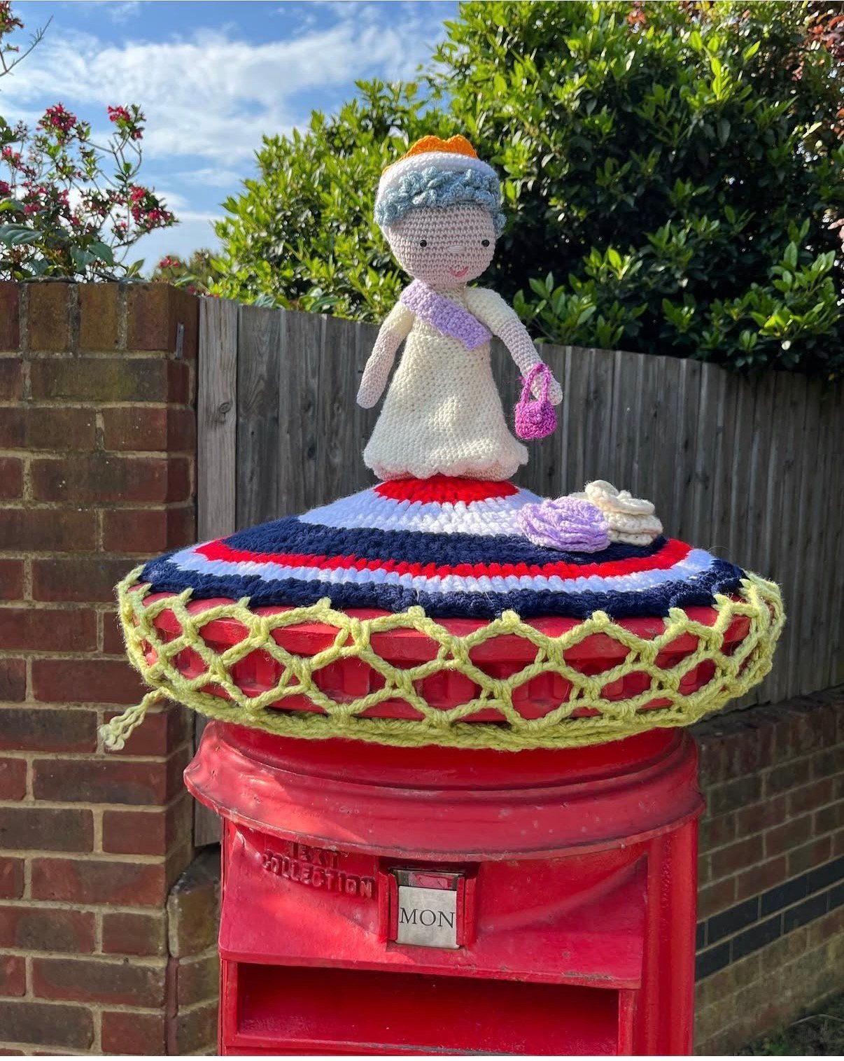 Plomer Hill, High Wycombe, Queen Elizabeth II