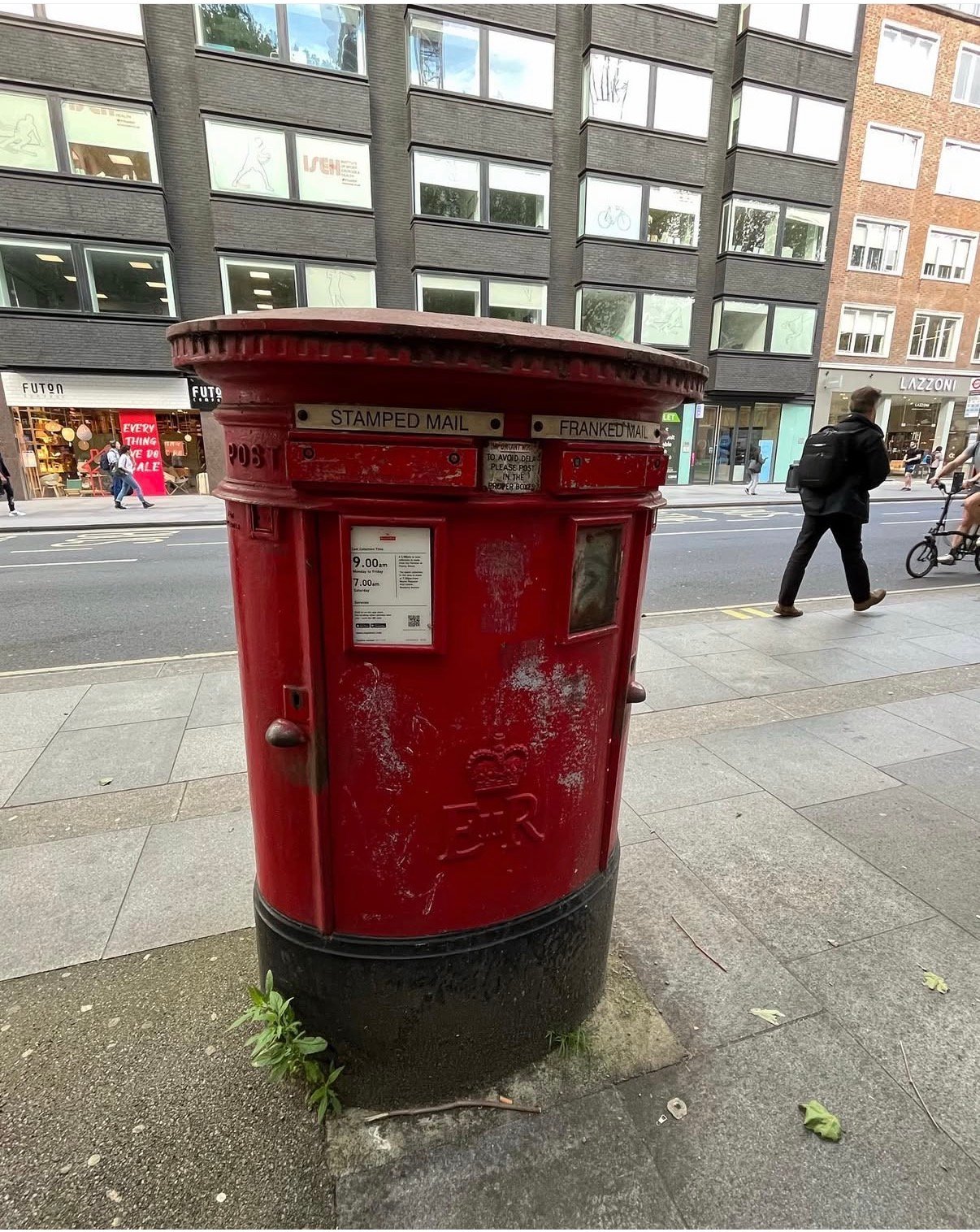 Tottenham Court Road, Greater London, Queen Elizabeth II