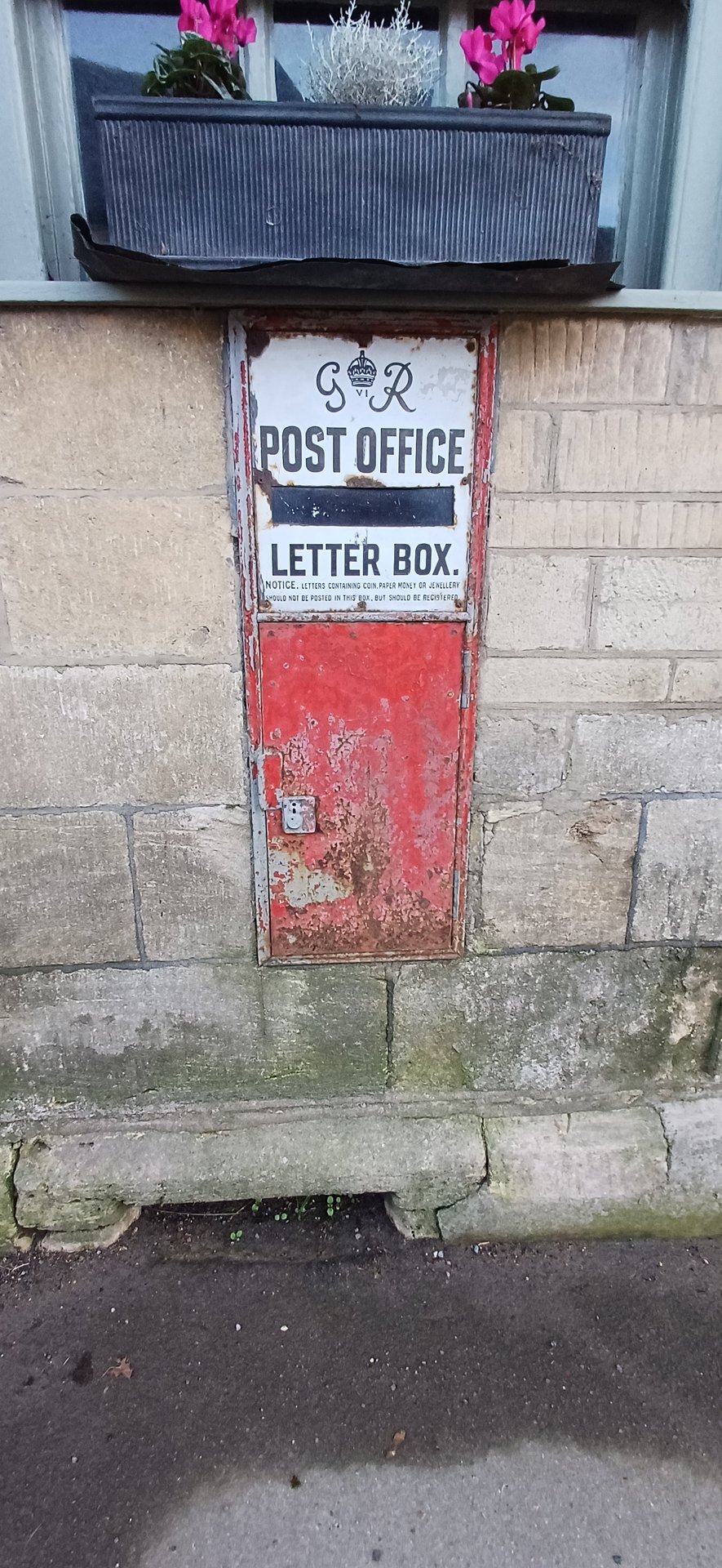 8 Tetbury Street, Minchinhampton photo 2