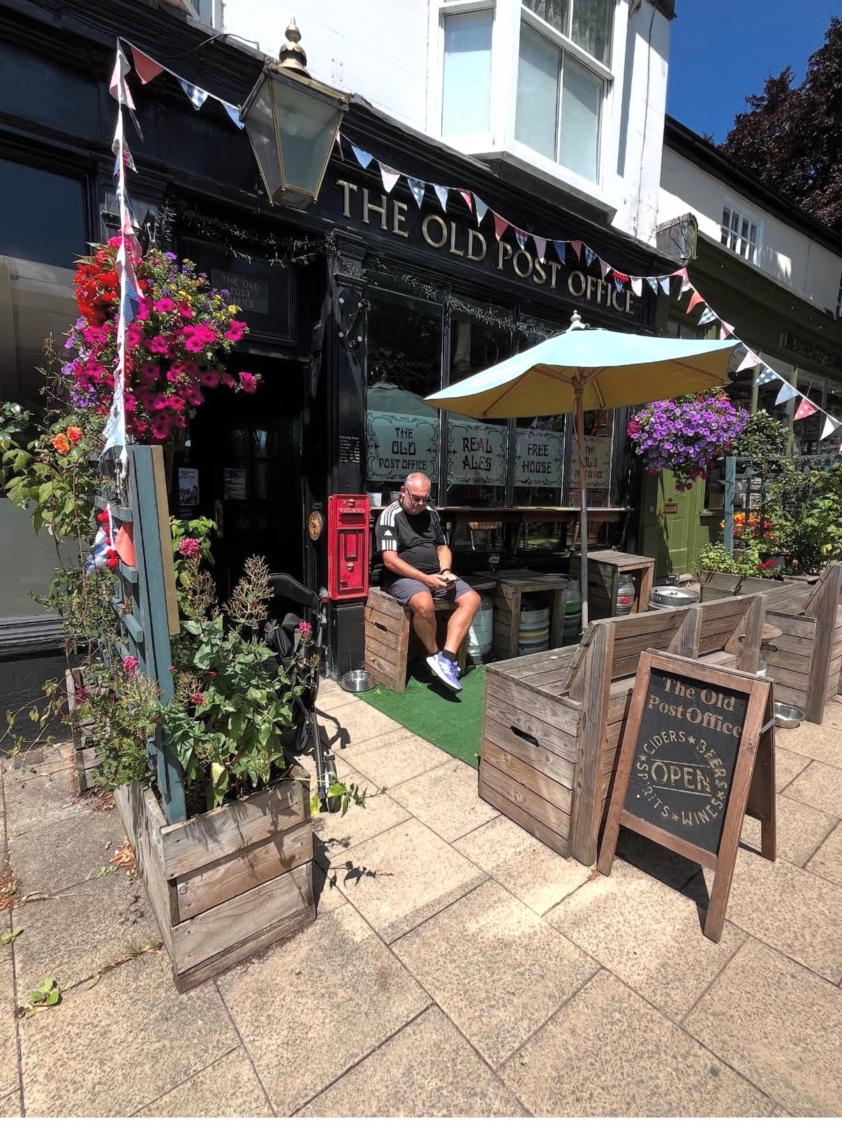 West Street, Warwick, Queen Victoria