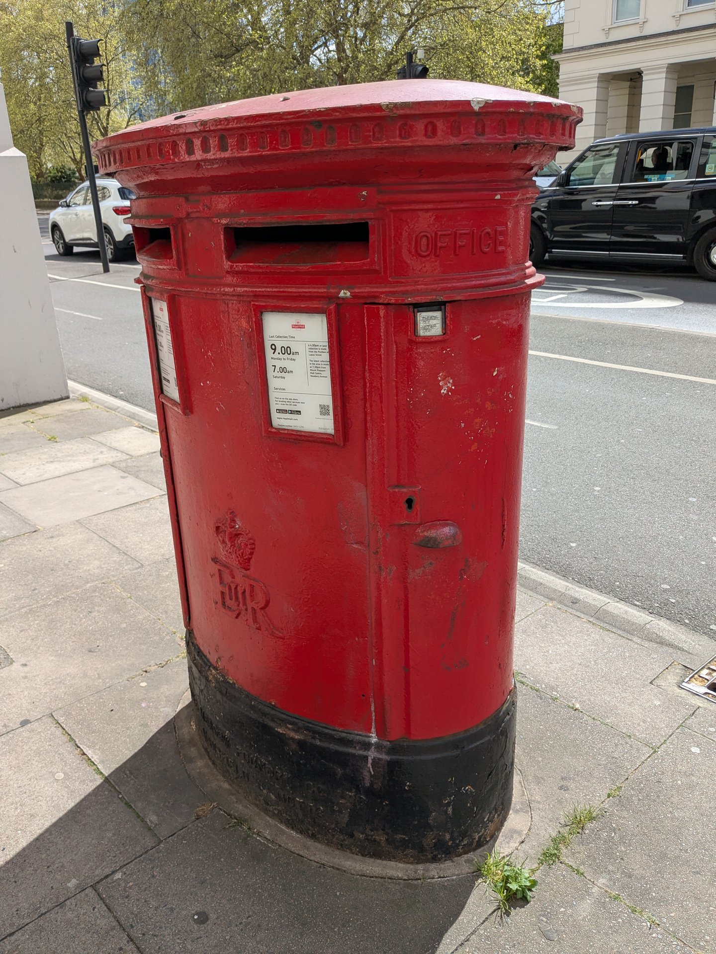 Vauxhall Bridge Road, City of Westminster photo 5