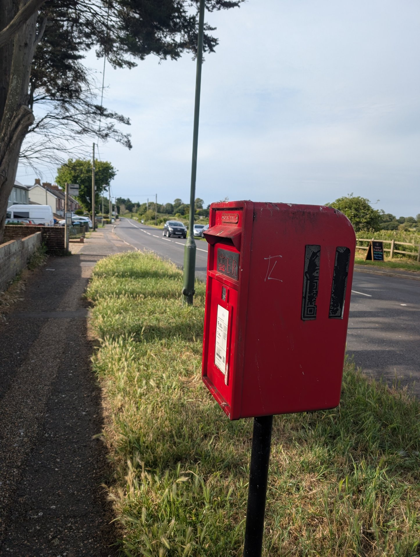 Old Mead Road, Lyminster photo 2