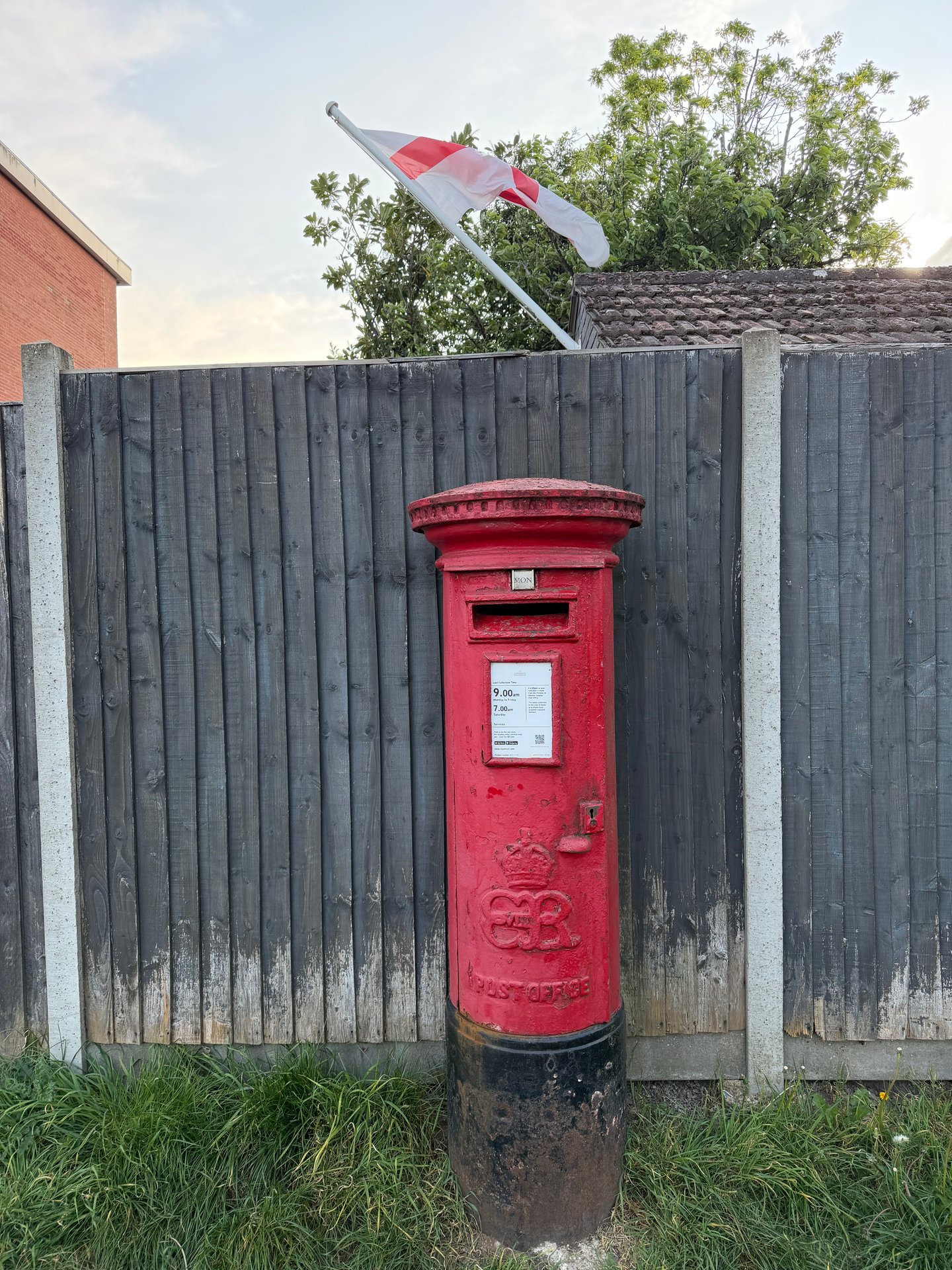 School Mead, Abbots Langley photo 2